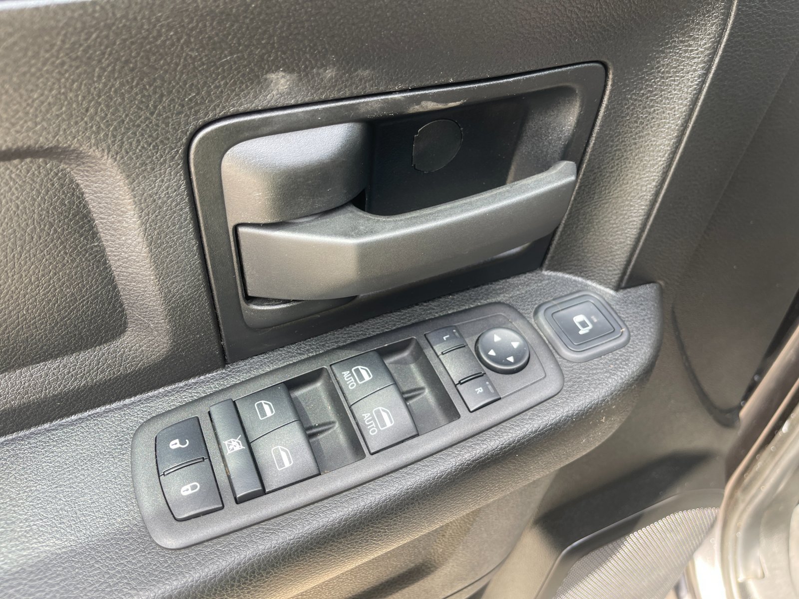 Used 2023 Gray Ram Tradesman image 13