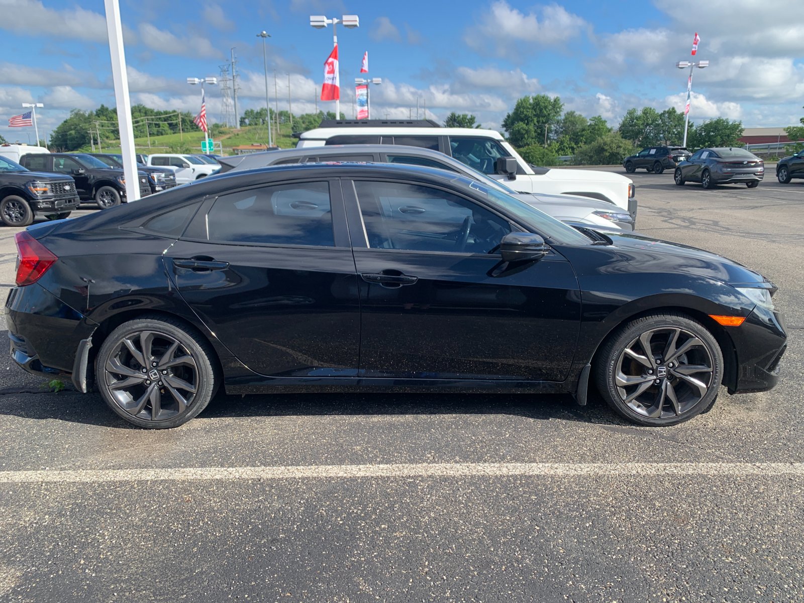 Used 2019 Black Honda Sport image 2