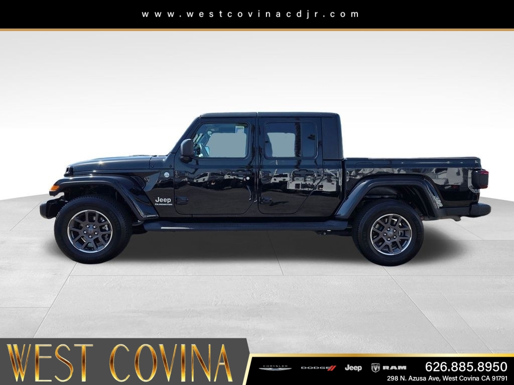 Used 2022 Black Jeep Overland image 4