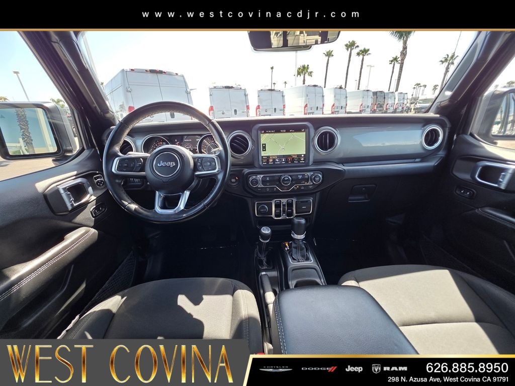 Used 2022 Black Jeep Overland image 17