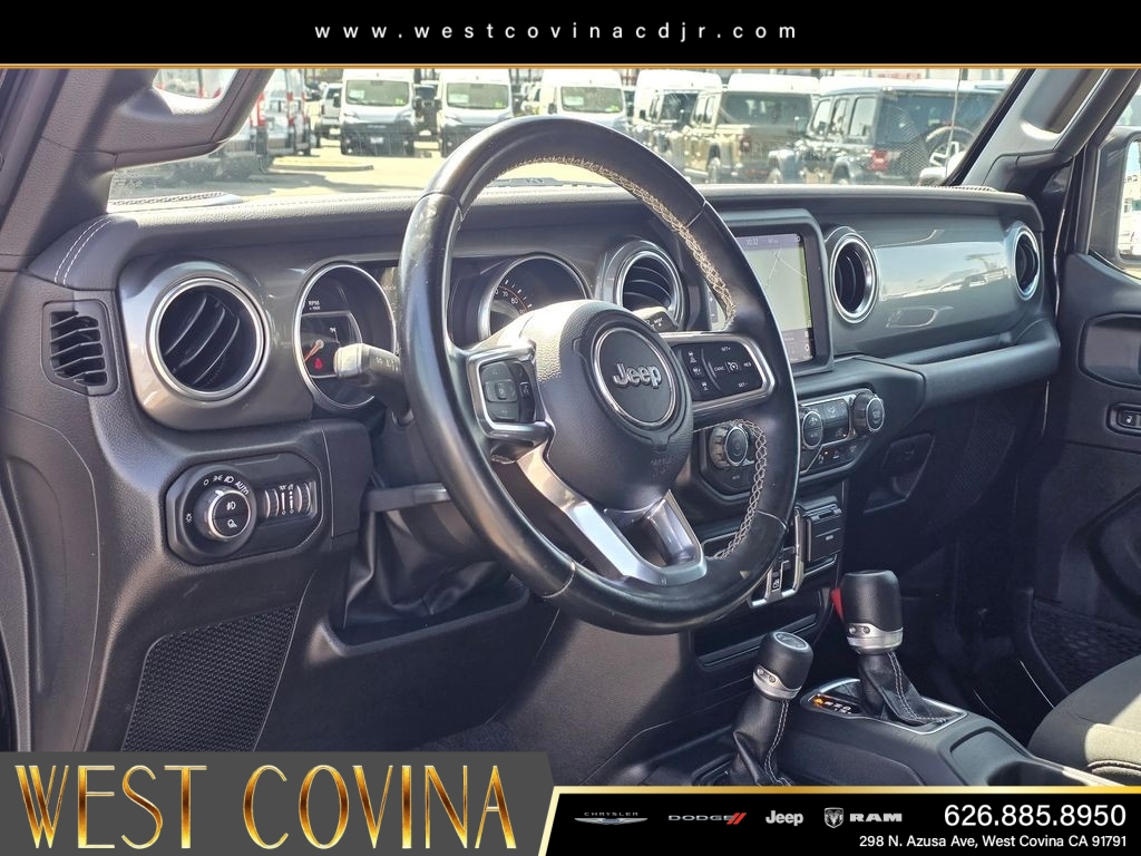 Used 2022 Black Jeep Overland image 22