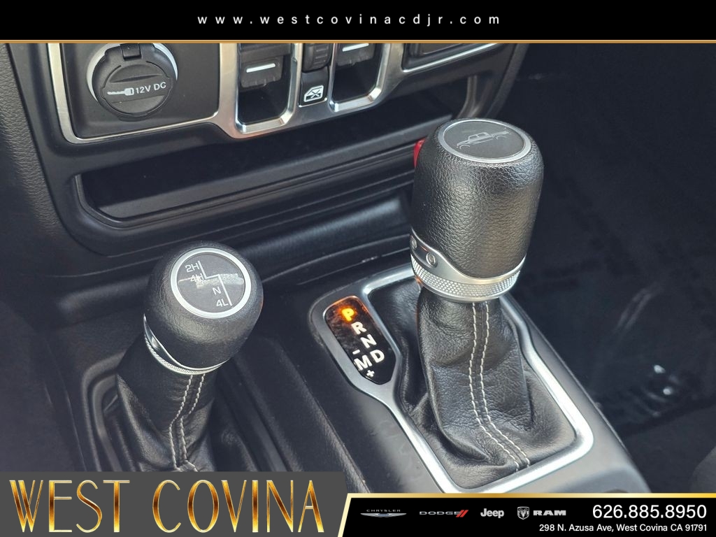 Used 2022 Black Jeep Overland image 28