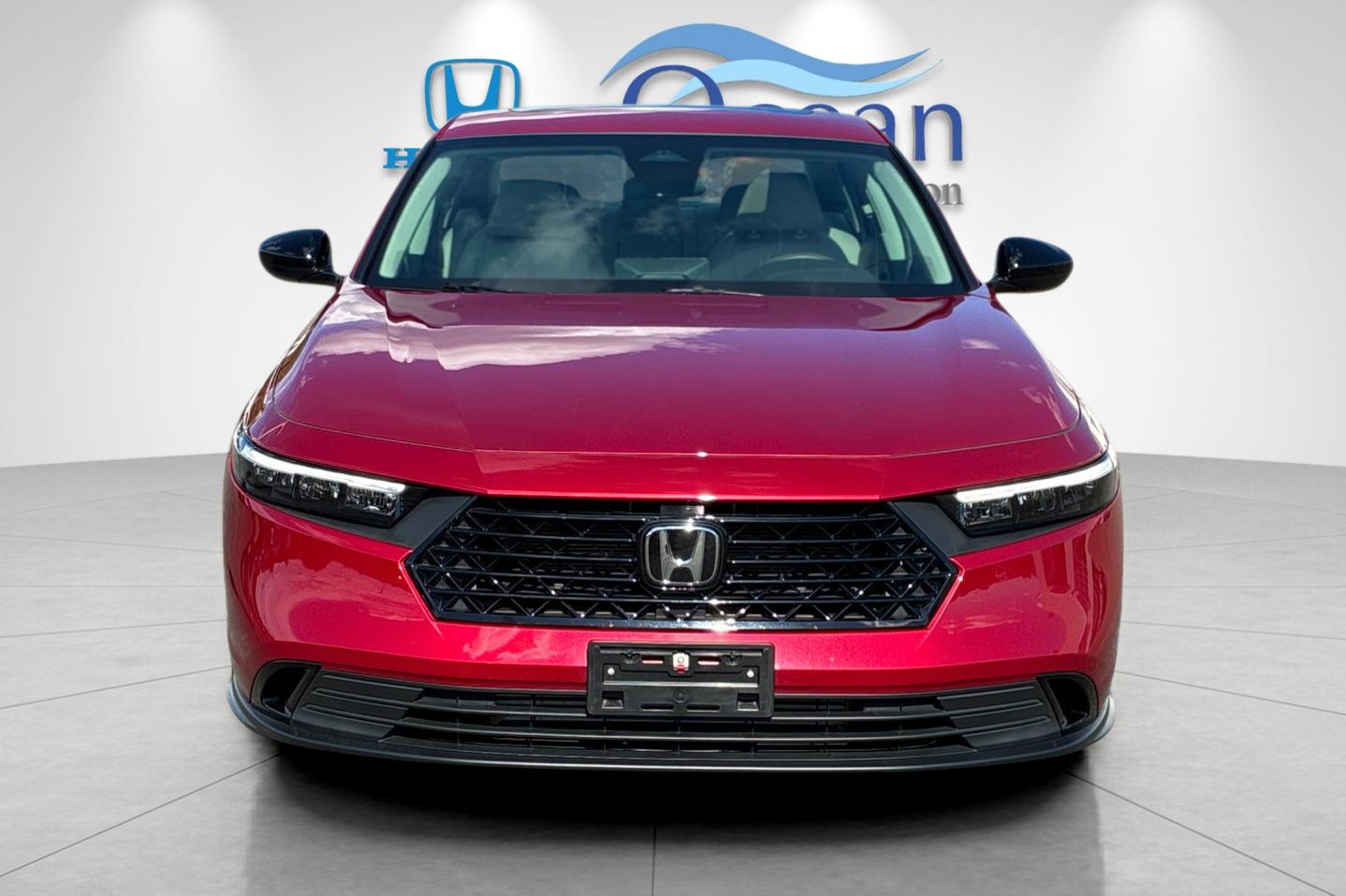 Used 2025 Radiant Red Honda SE image 8