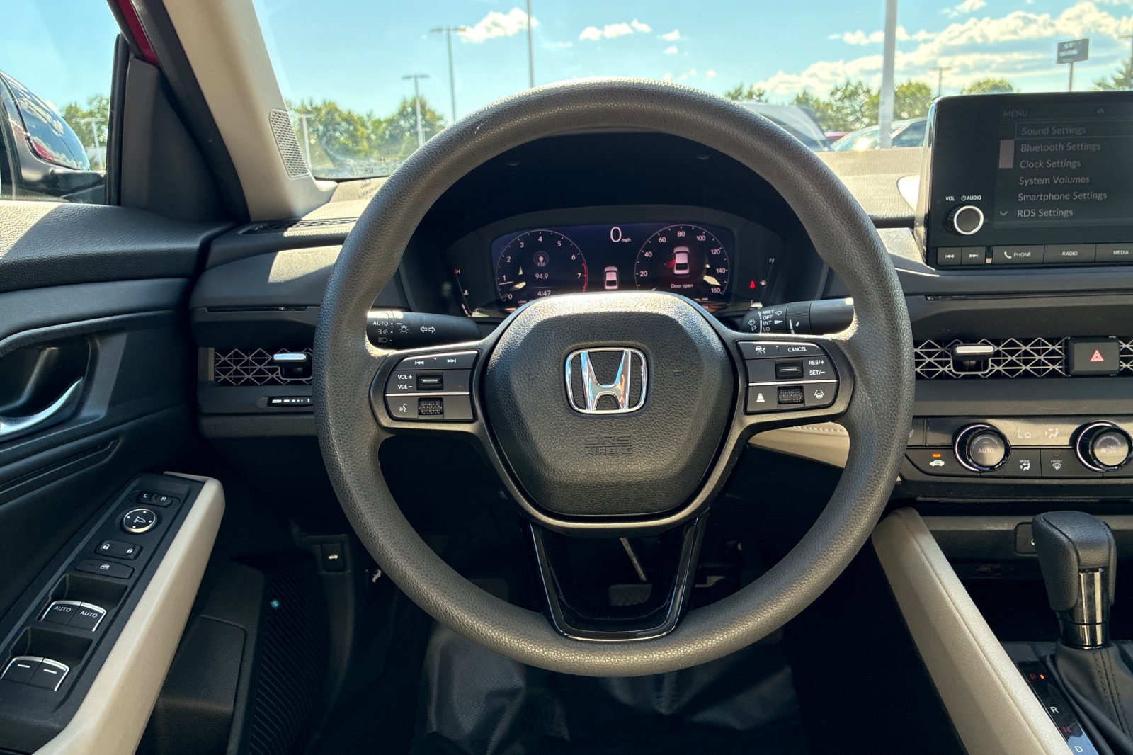 Used 2025 Radiant Red Honda SE image 28