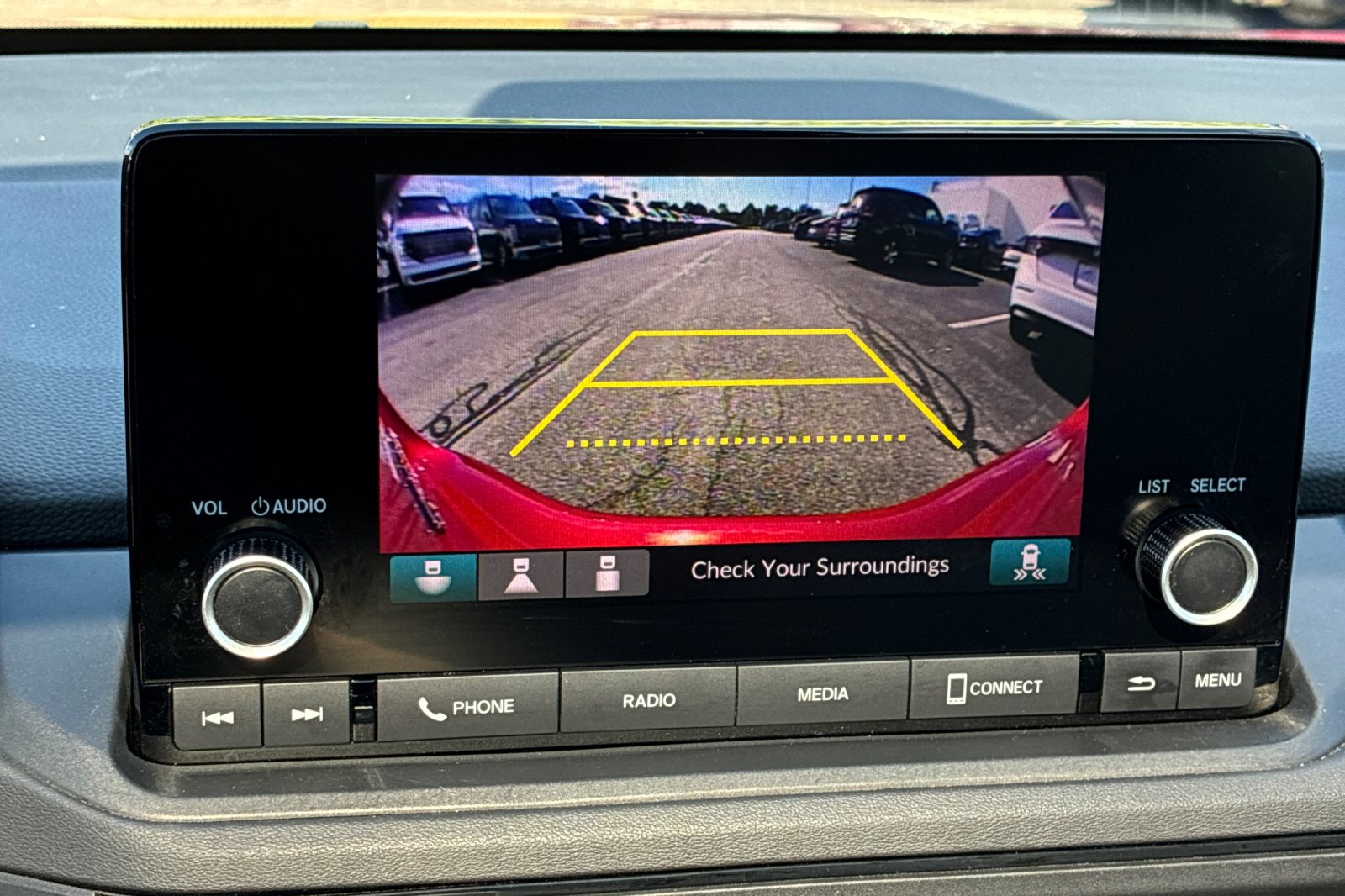 Used 2025 Radiant Red Honda SE image 22