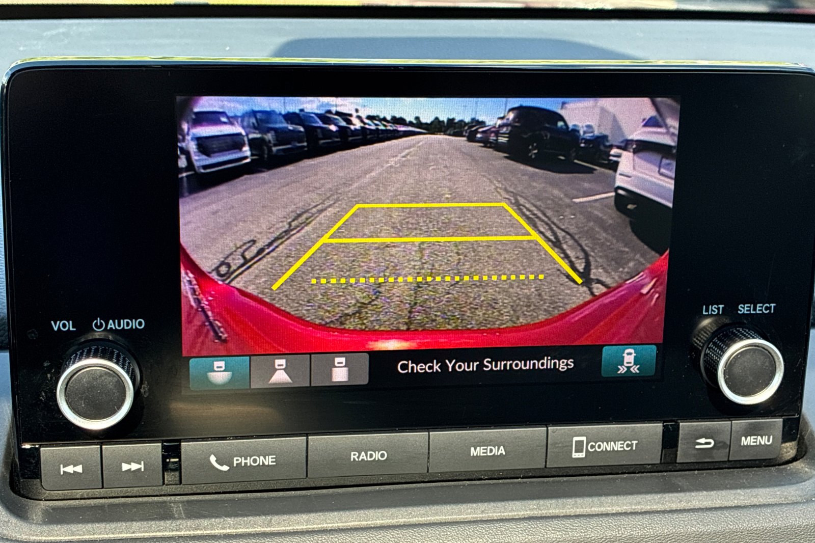Used 2025 Radiant Red Honda SE image 24