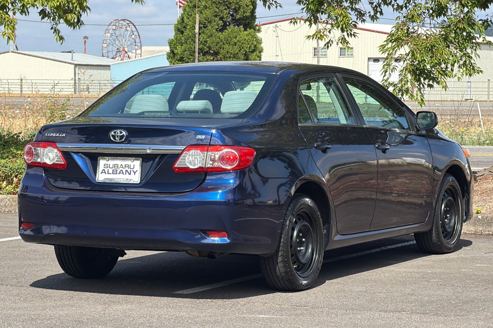 Used 2013 Blue Toyota LE image 4