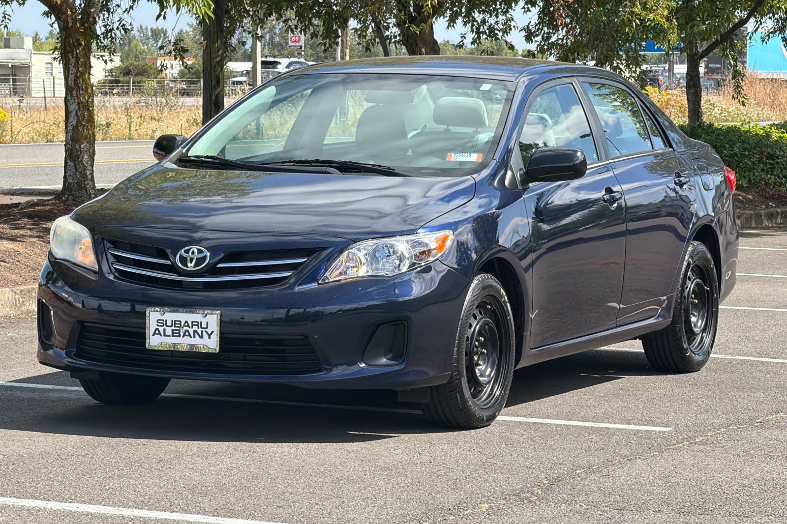 Used 2013 Blue Toyota LE image 8