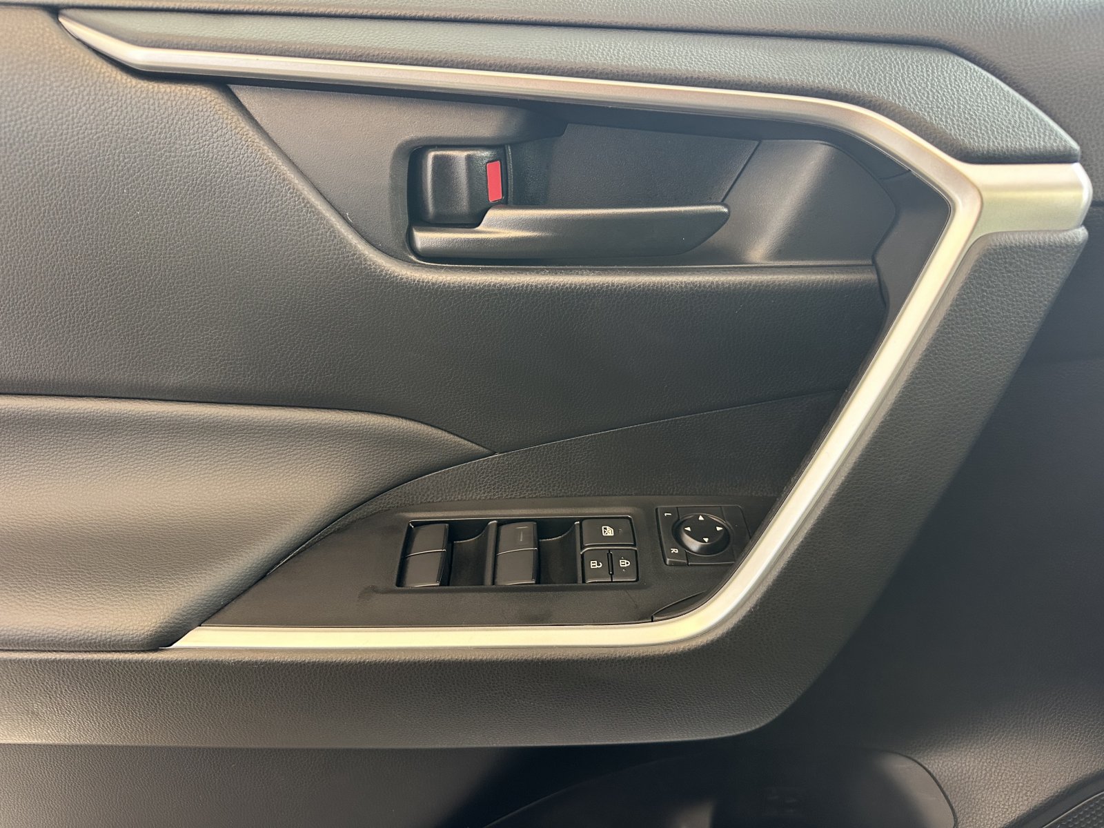 Used 2025 Black Toyota LE image 10