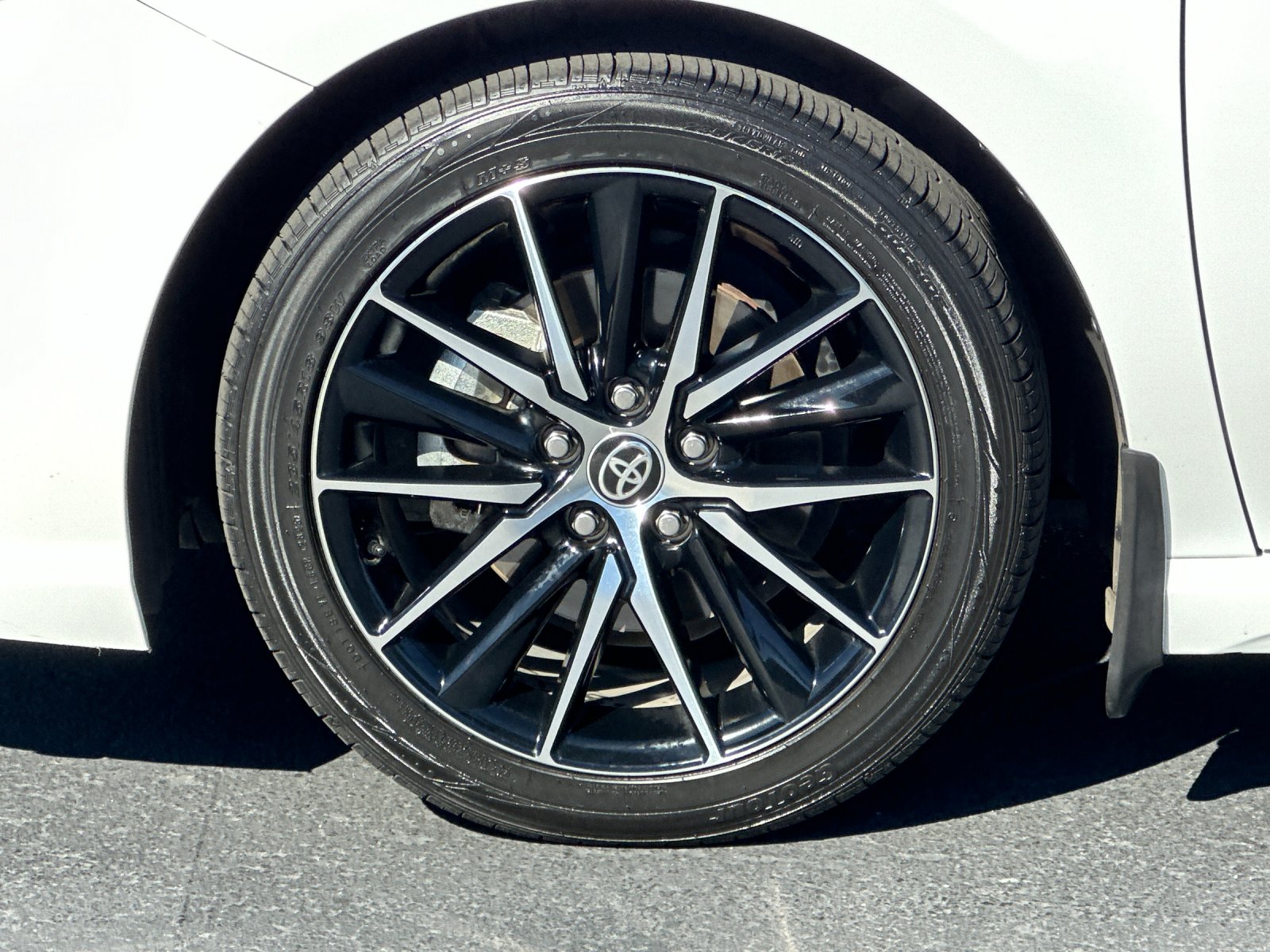 Used 2024 White Toyota SE image 22