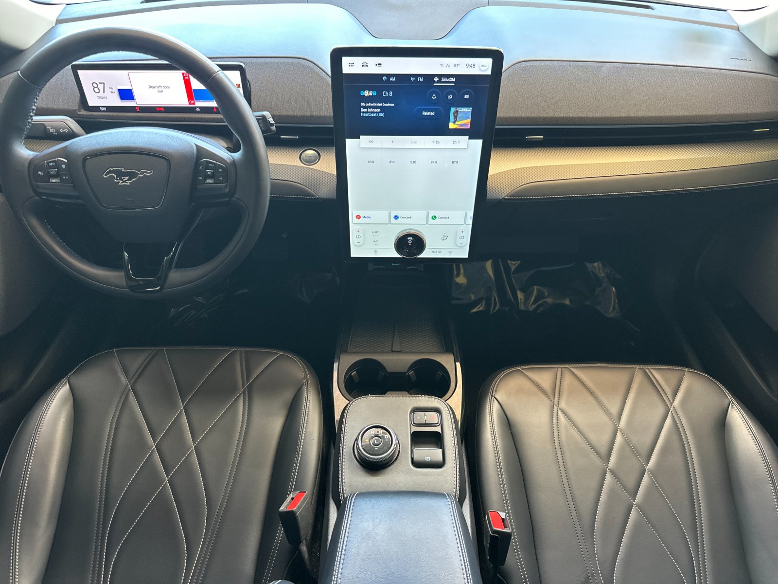 Used 2022 White Ford Select image 12