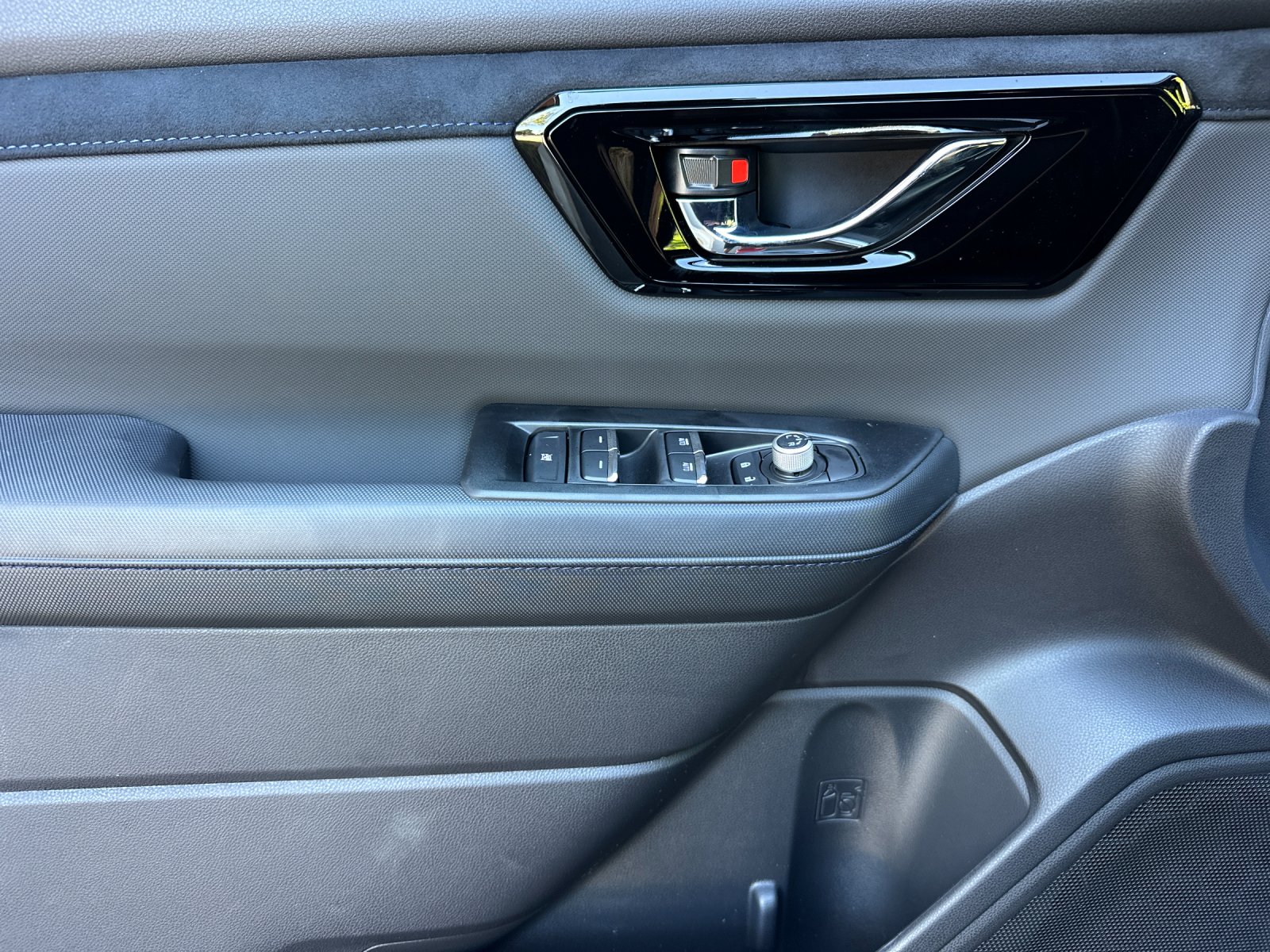 New 2026 ICE SILVER METALLIC Subaru Limited image 11