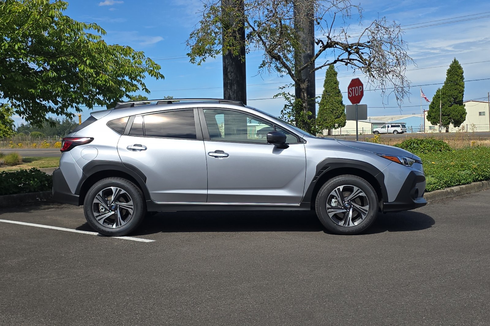New 2026 ICE SILVER METALLIC Subaru Premium image 3
