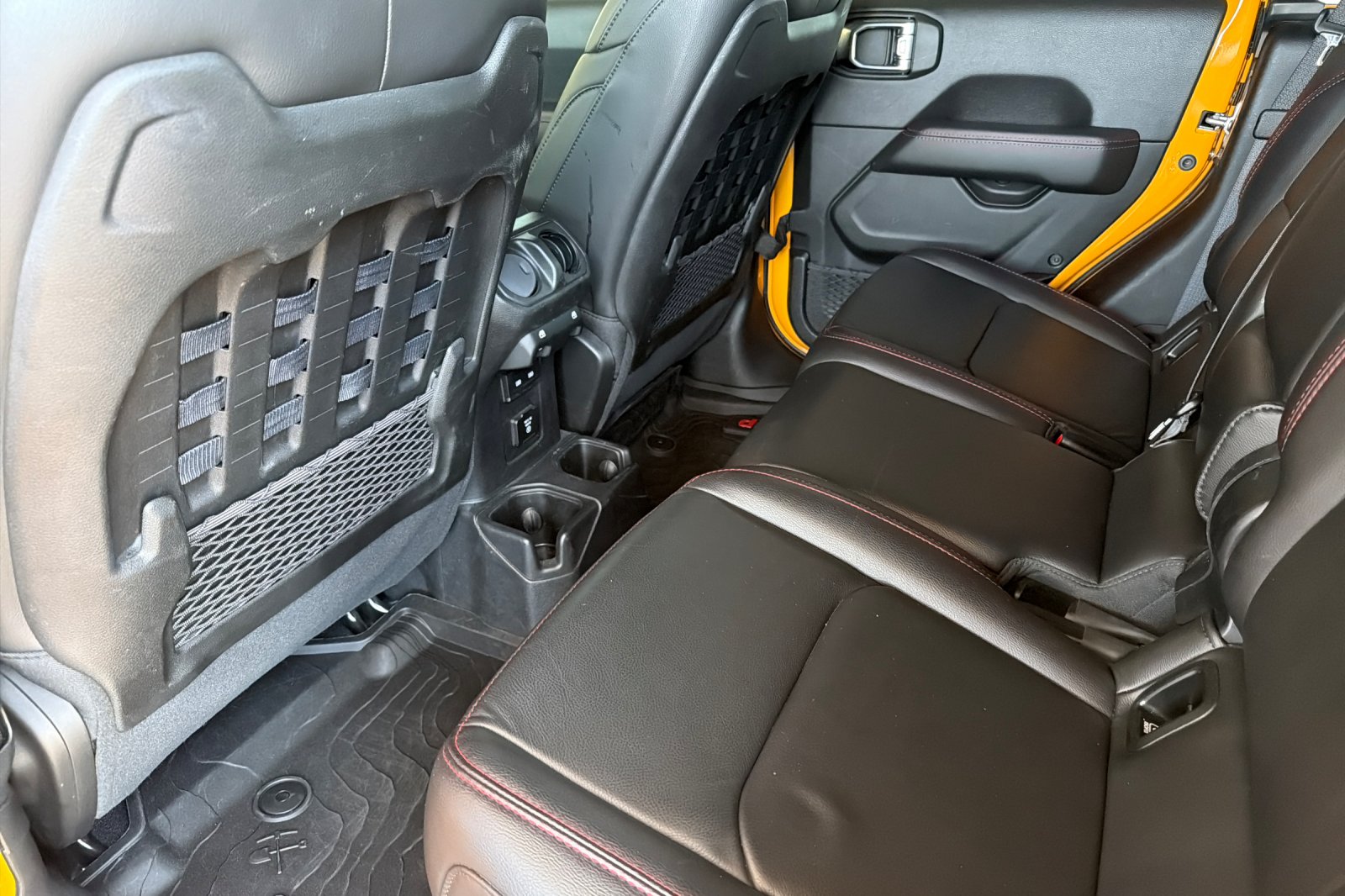 Used 2021 Orange Jeep Rubicon image 10