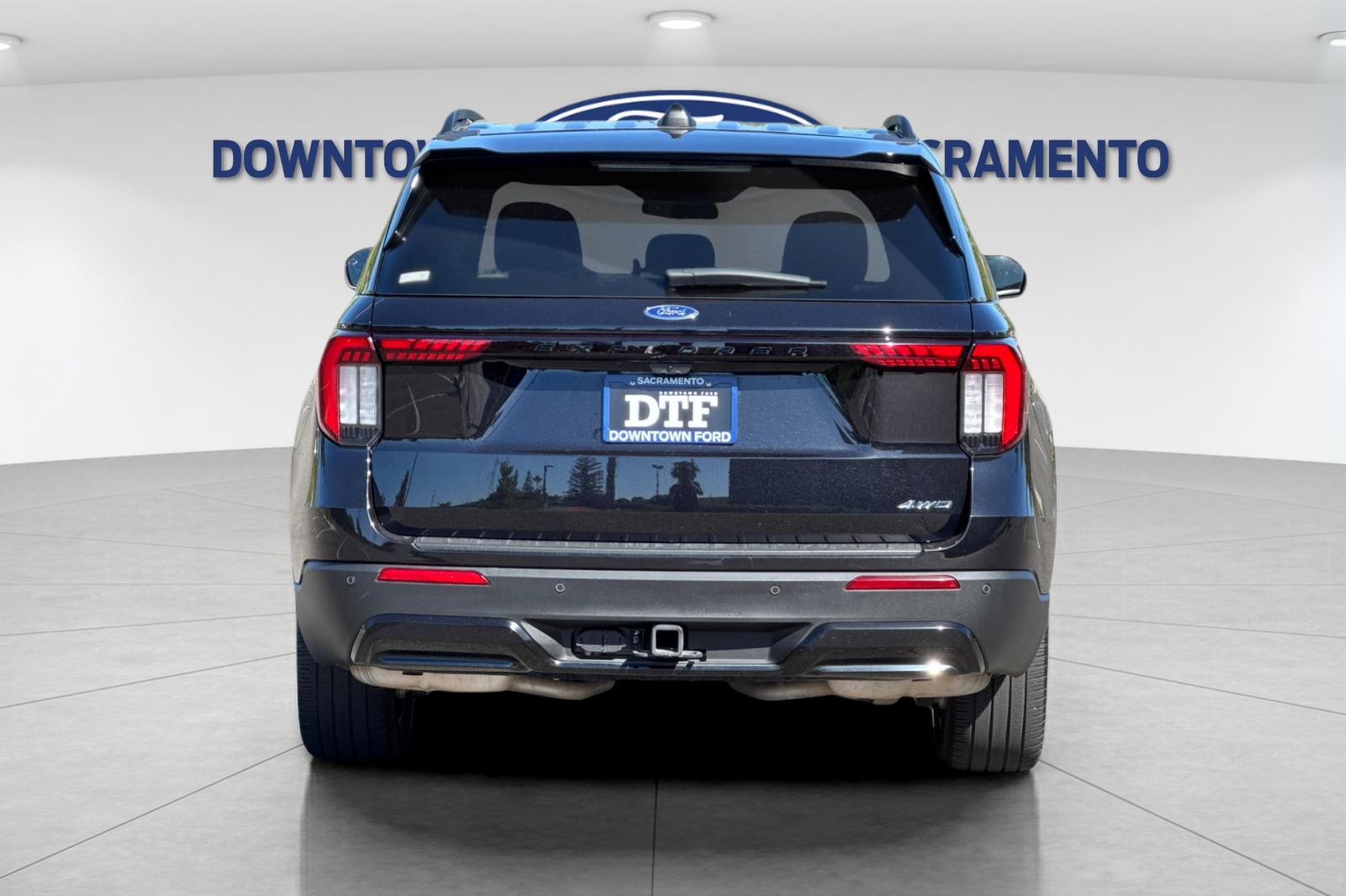 Certified Used 2025 Black Metallic Ford ST-Line image 9