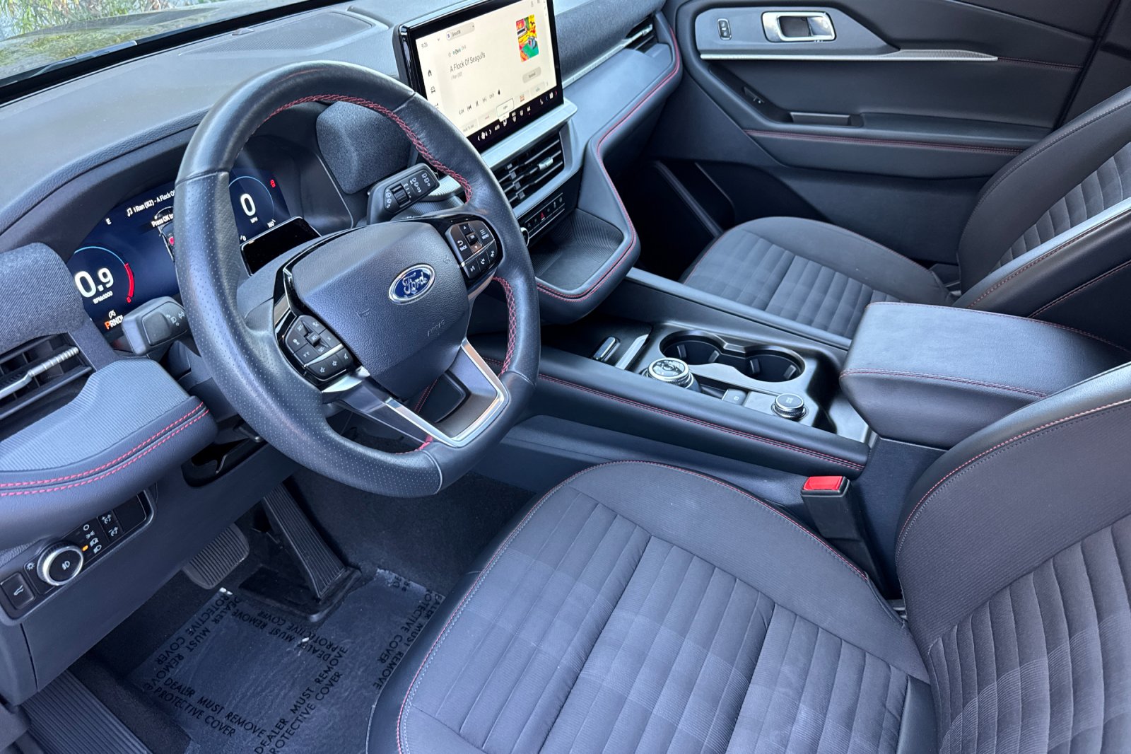 Certified Used 2025 Black Metallic Ford ST-Line image 15