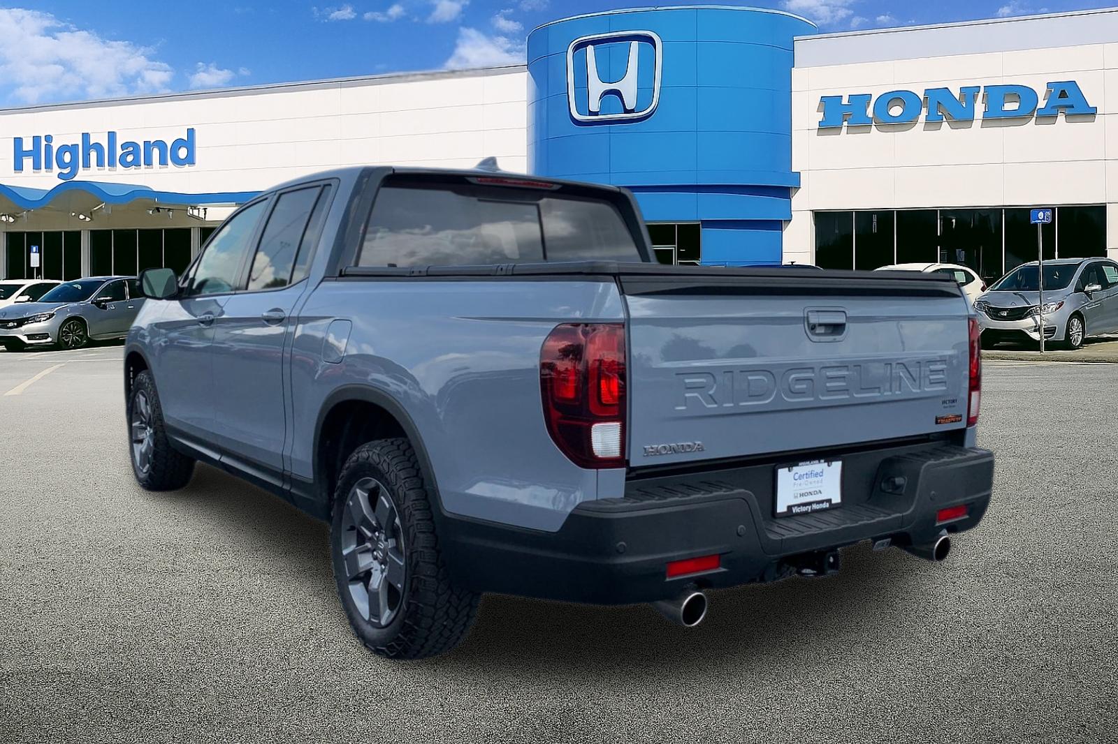 Certified Used 2024 Sonic Gray Pearl Honda AWD TRAILSPORT image 3