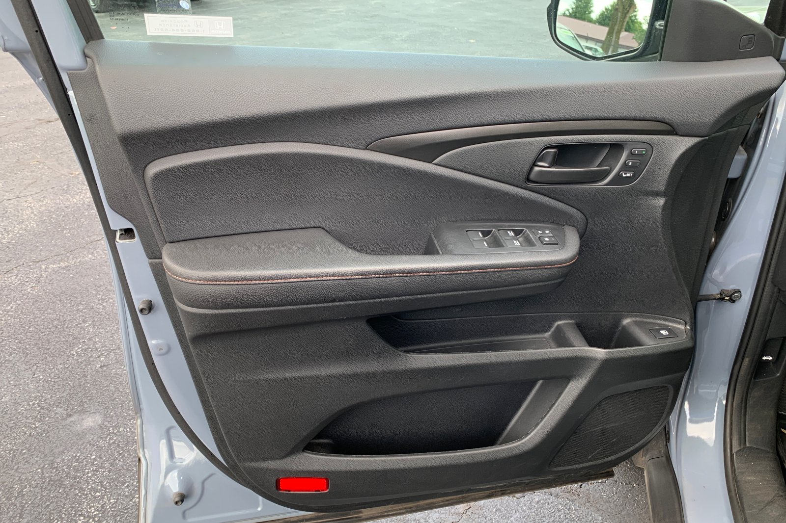 Certified Used 2024 Sonic Gray Pearl Honda AWD TRAILSPORT image 13