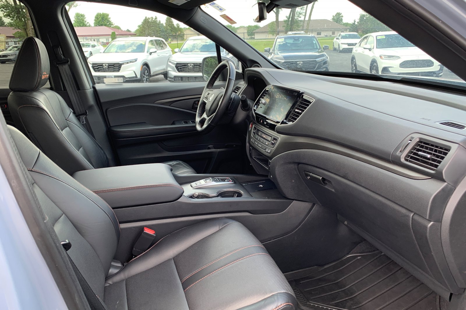 Certified Used 2024 Sonic Gray Pearl Honda AWD TRAILSPORT image 19