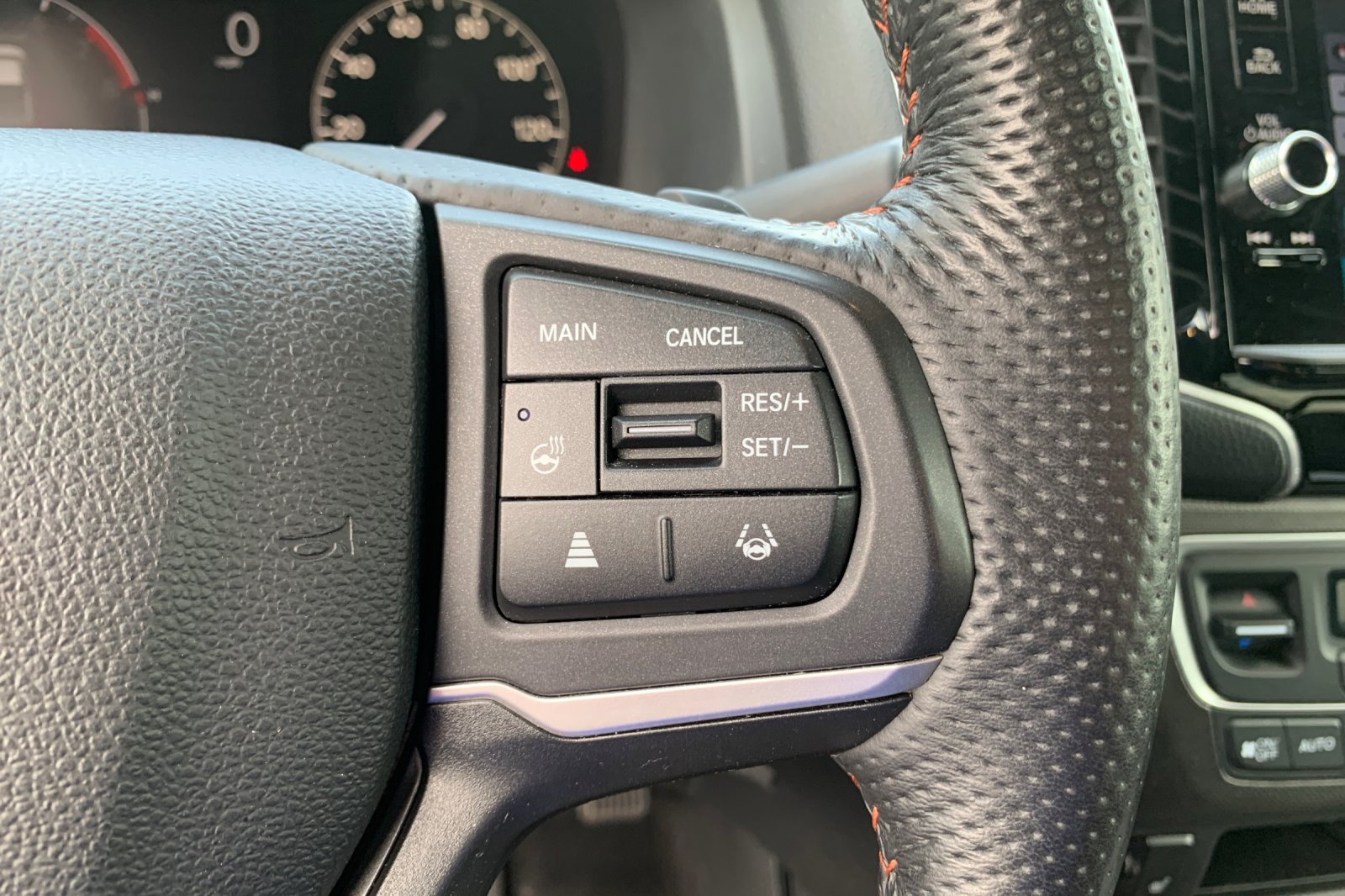 Certified Used 2024 Sonic Gray Pearl Honda AWD TRAILSPORT image 30