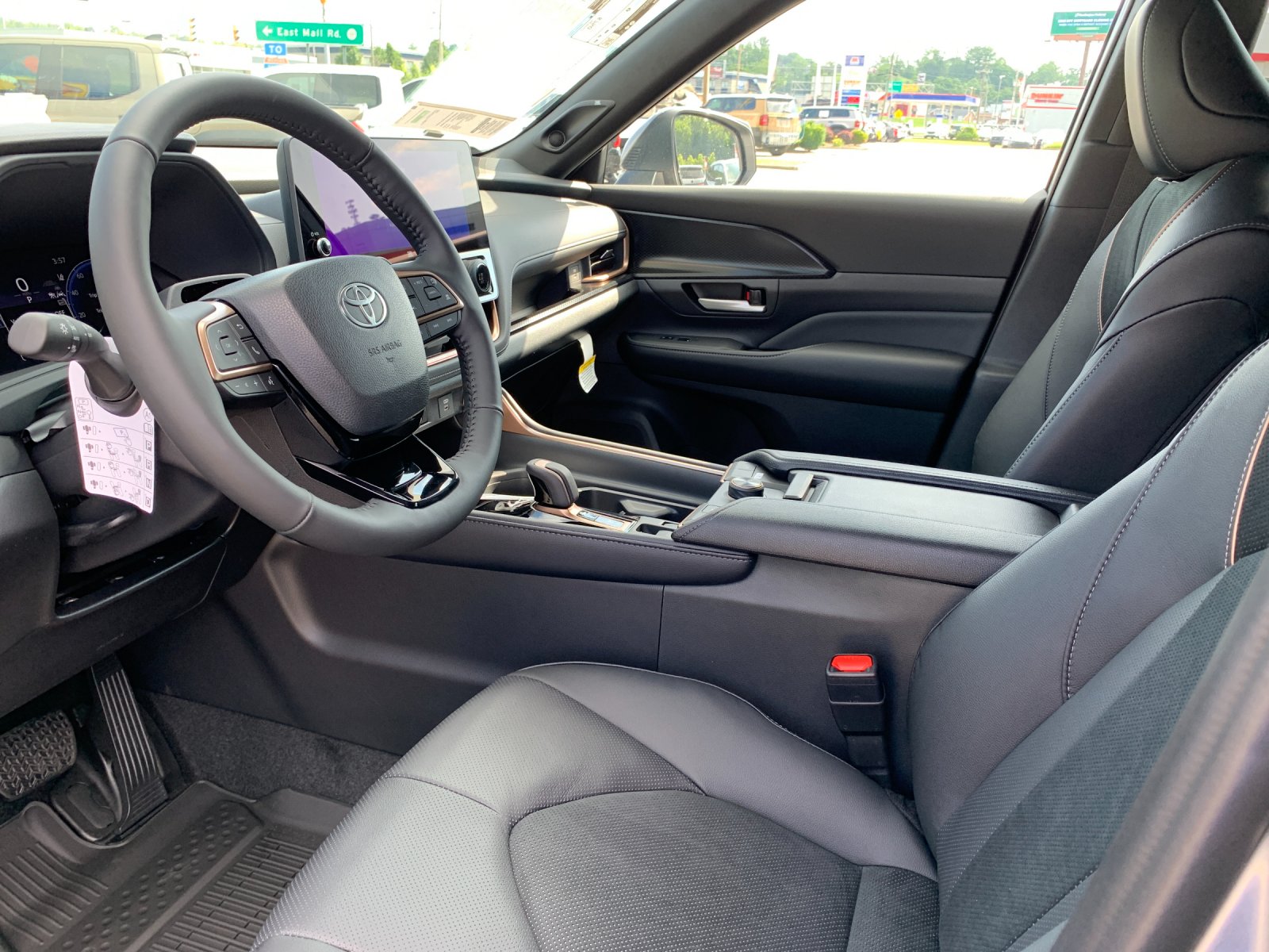 New 2026  Toyota MAX Platinum image 10