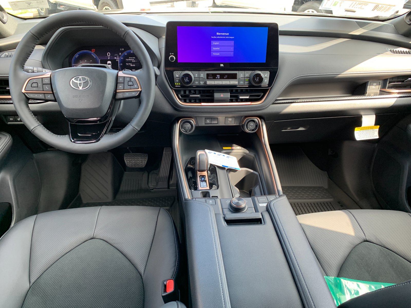 New 2026  Toyota MAX Platinum image 15