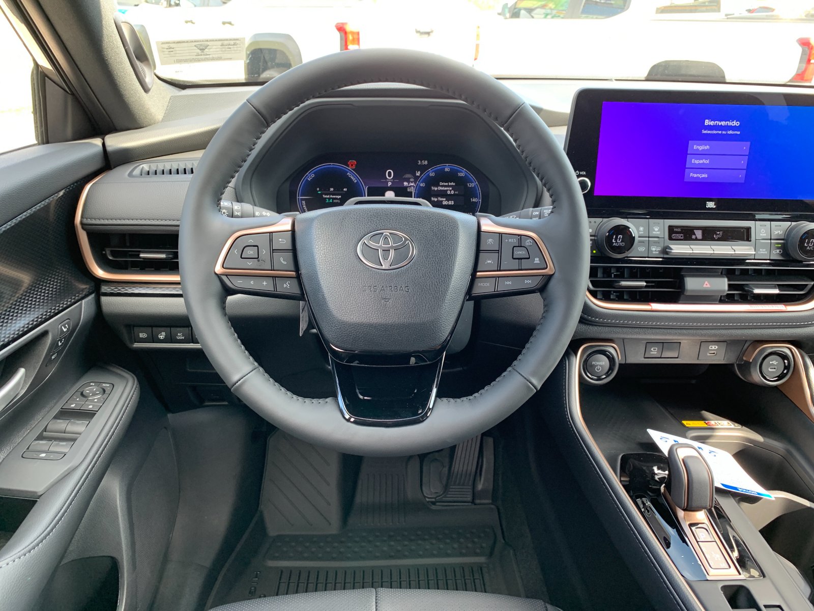 New 2026  Toyota MAX Platinum image 16