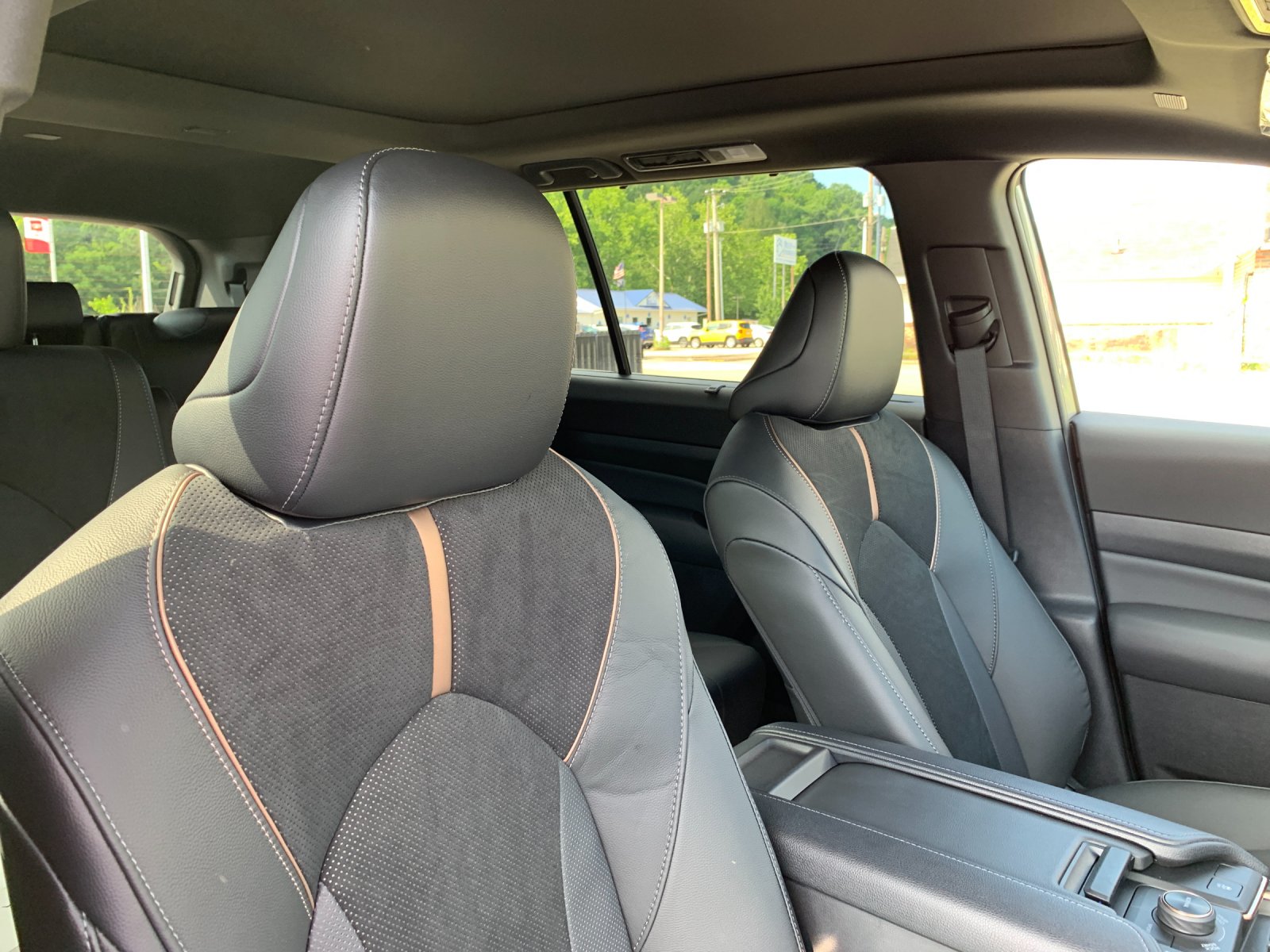 New 2026  Toyota MAX Platinum image 20