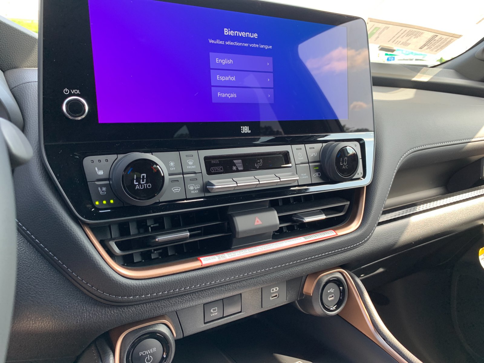 New 2026  Toyota MAX Platinum image 25