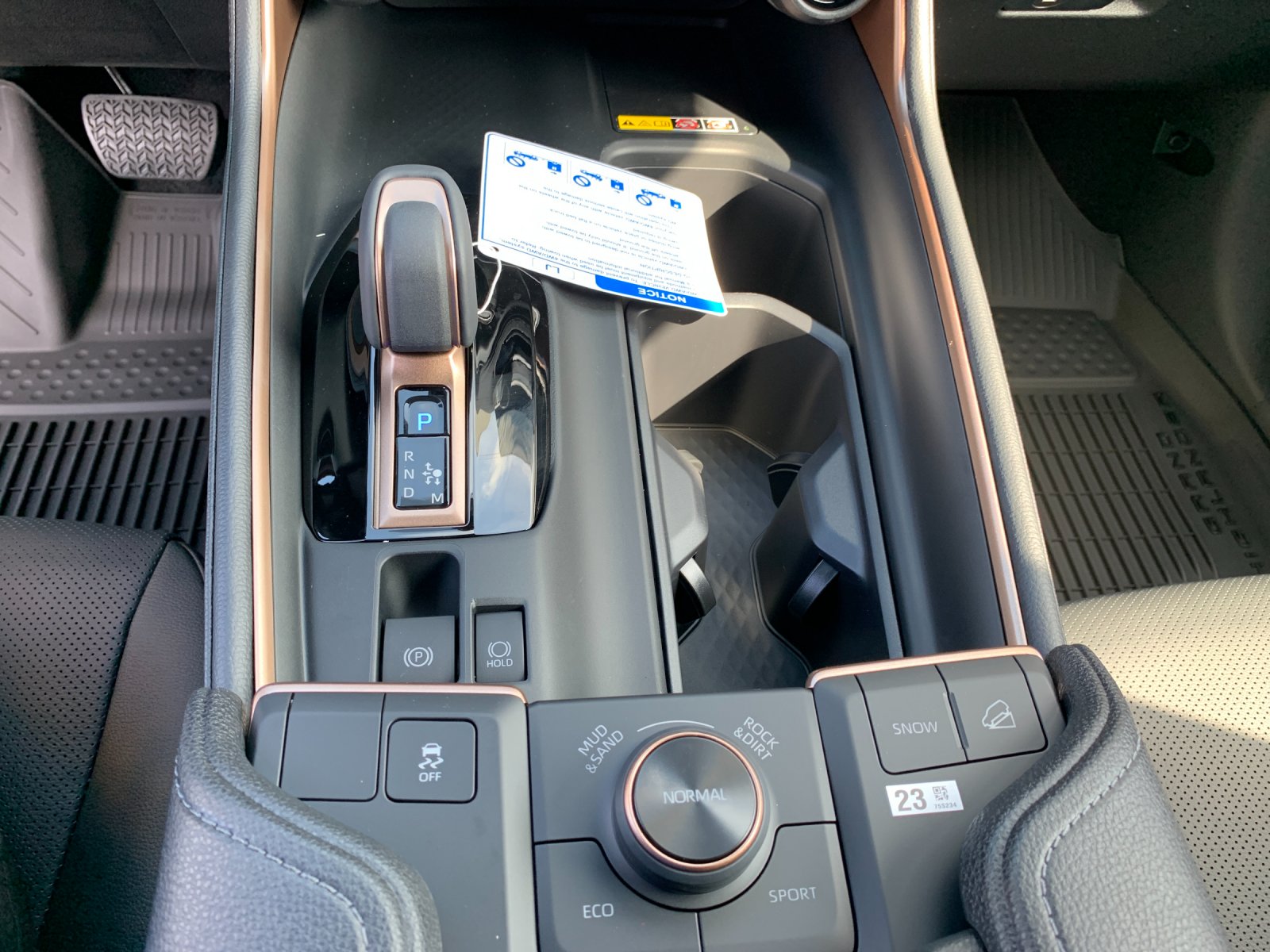 New 2026  Toyota MAX Platinum image 26