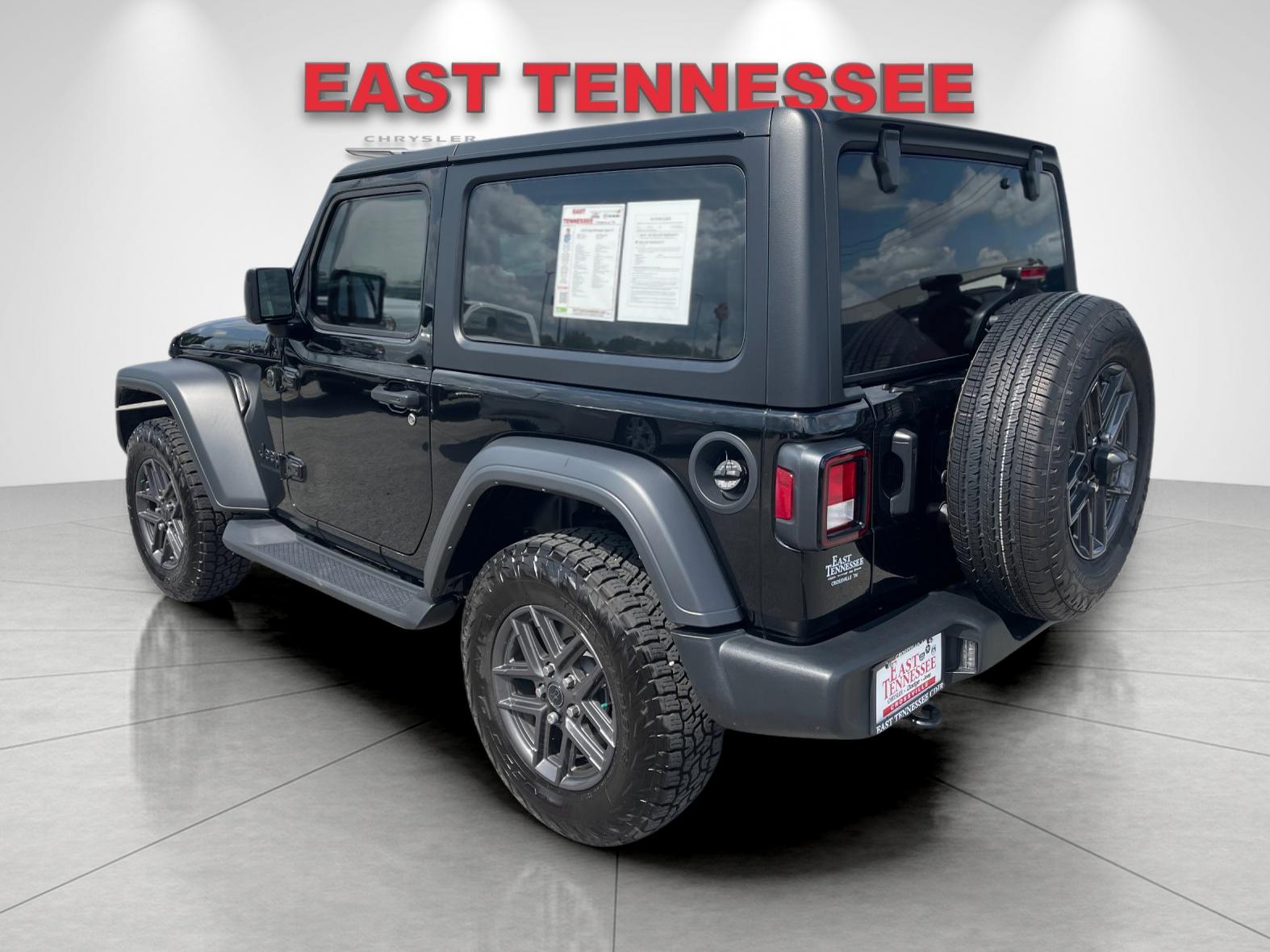 Used 2025 Black Jeep Sport S image 5