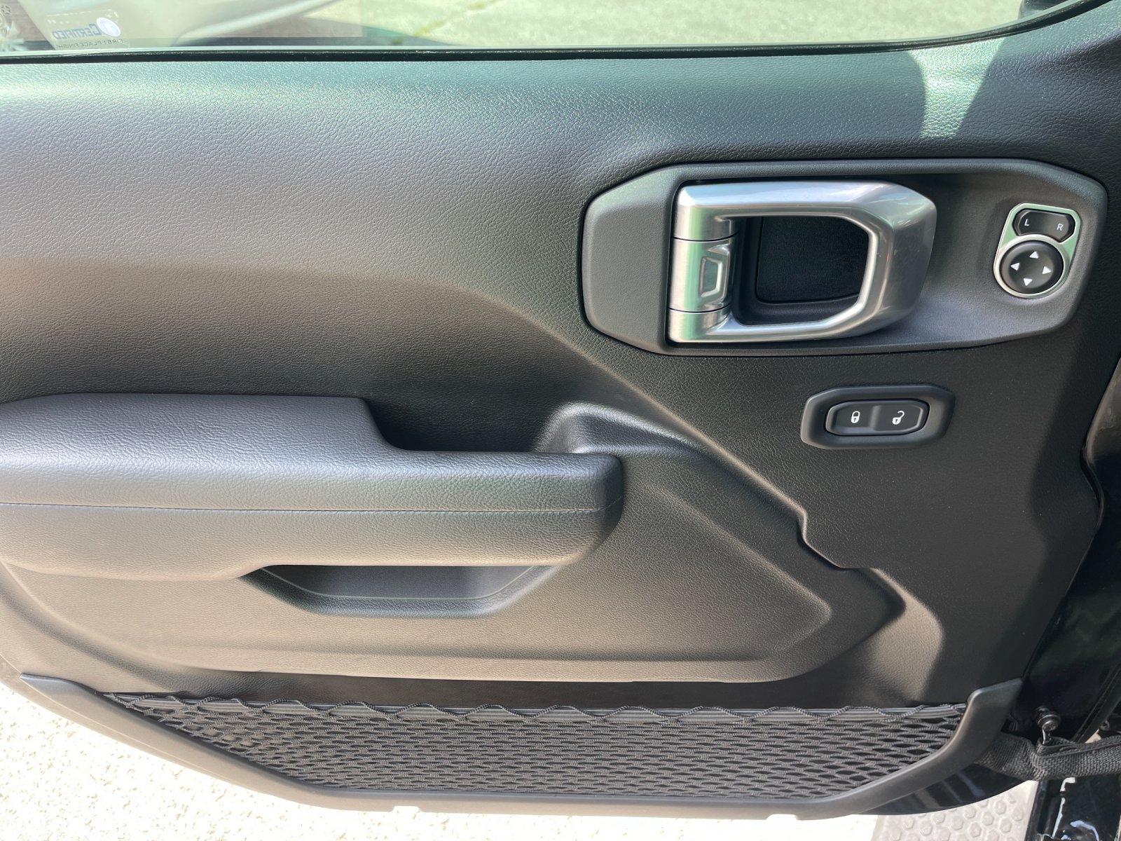 Used 2025 Black Jeep Sport S image 12