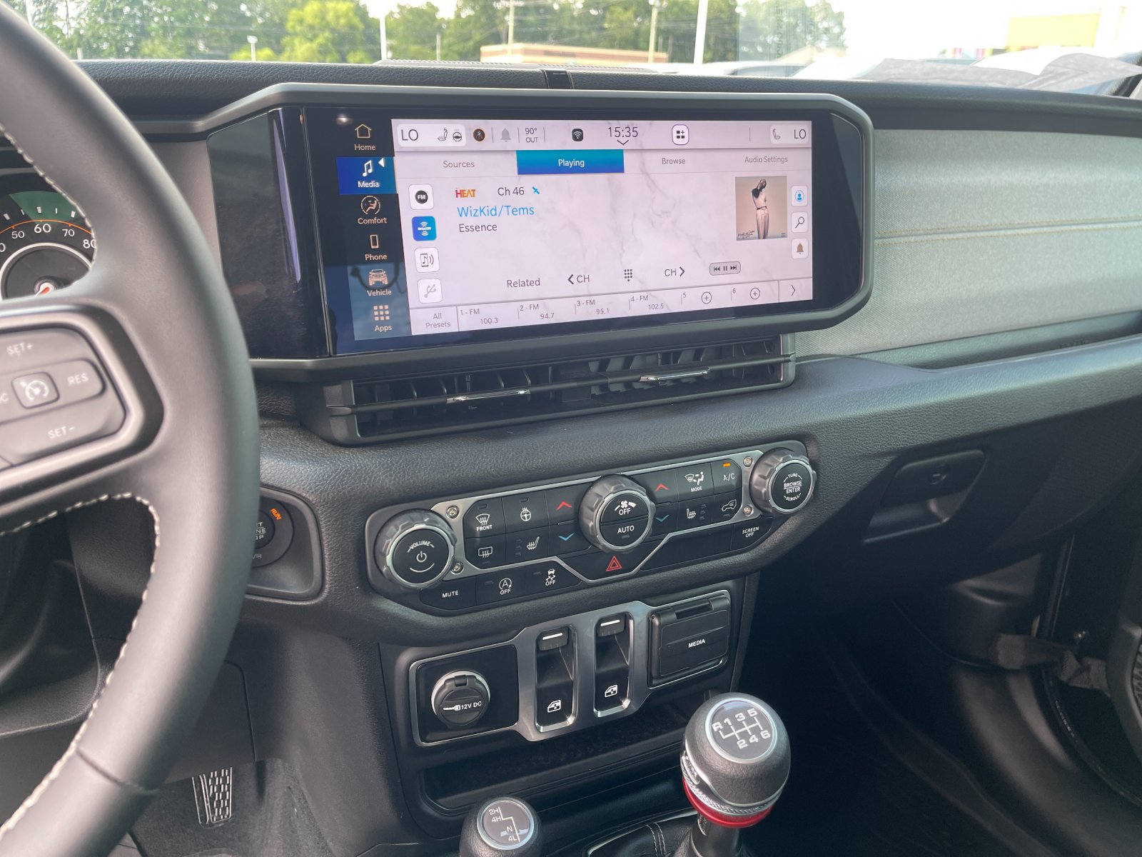 Used 2025 Black Jeep Sport S image 20