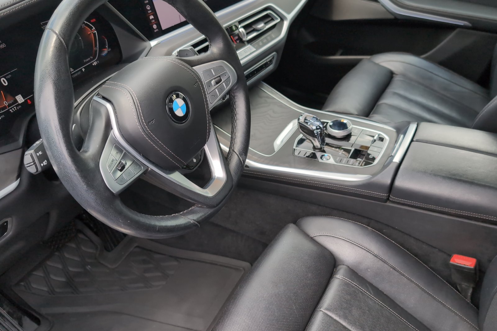 Used 2021 Black BMW xDrive40i image 11