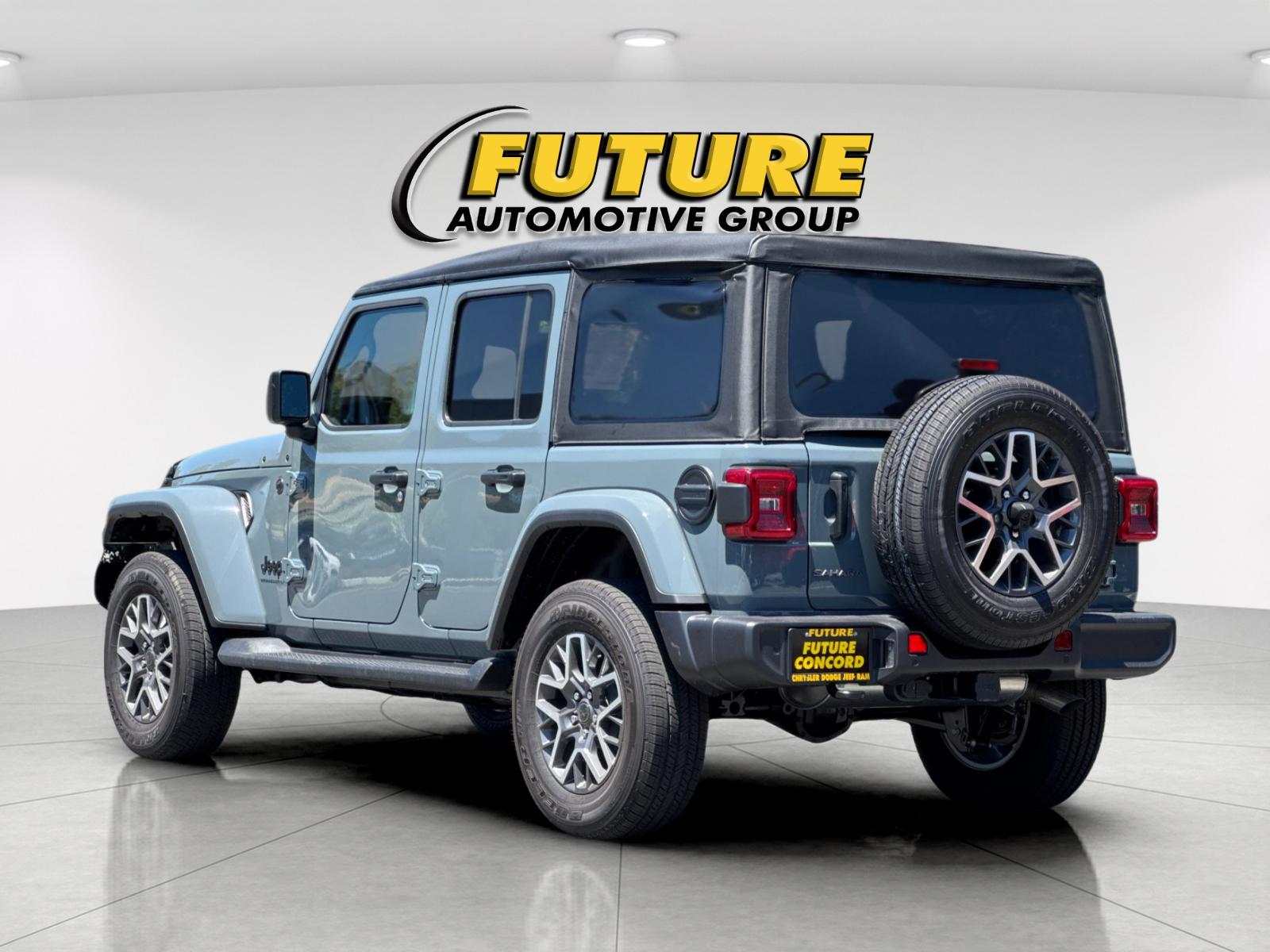 New 2026 Anvil Clear-Coat Exterior Paint Jeep Sahara image 6