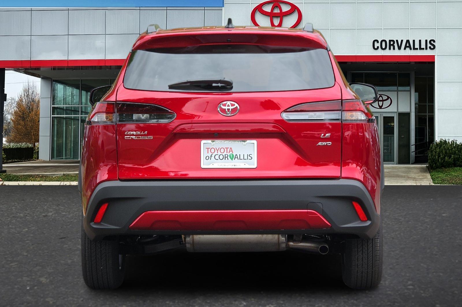 New 2026 Soul Red Crystal <sup>1</sup> <sup>2</sup> Toyota  LE image 6