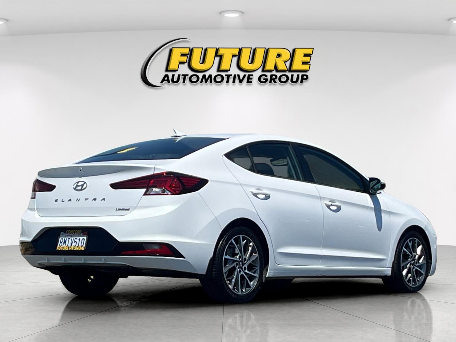 Used 2020 White Hyundai Limited image 3