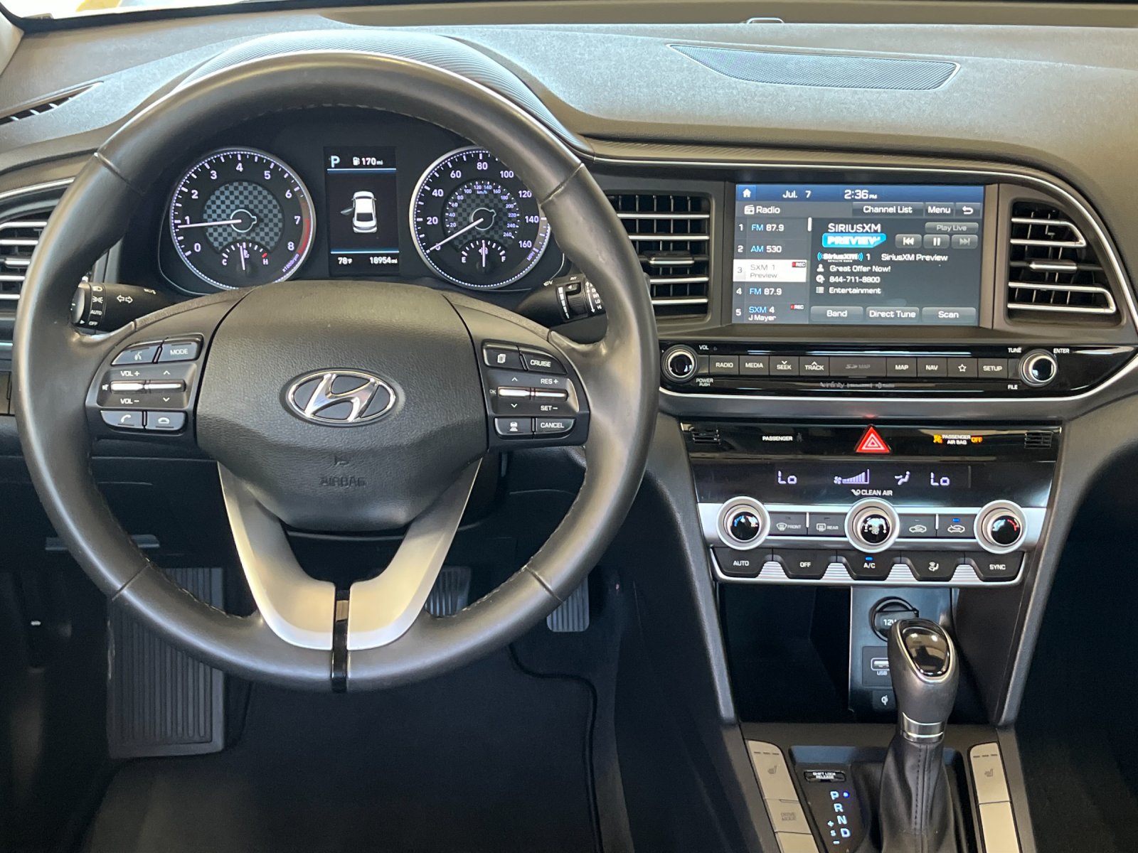 Used 2020 White Hyundai Limited image 13
