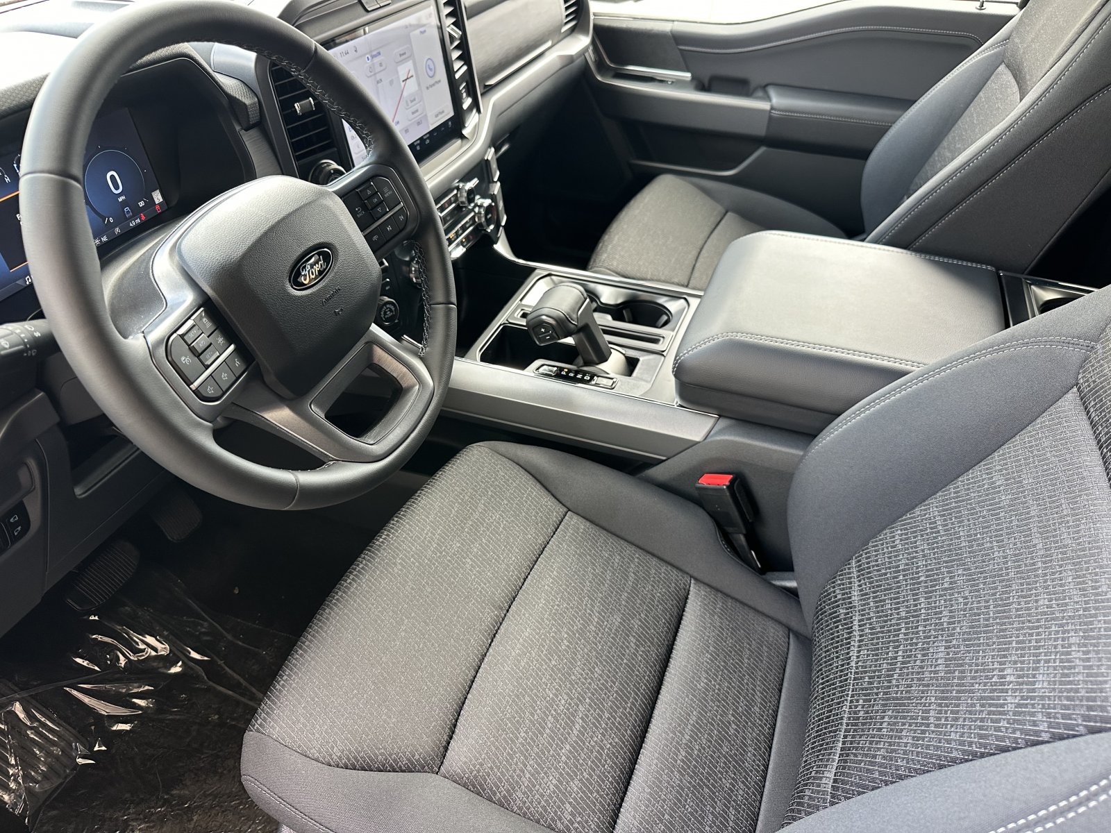 New 2026 Avalanche Ford XLT image 9