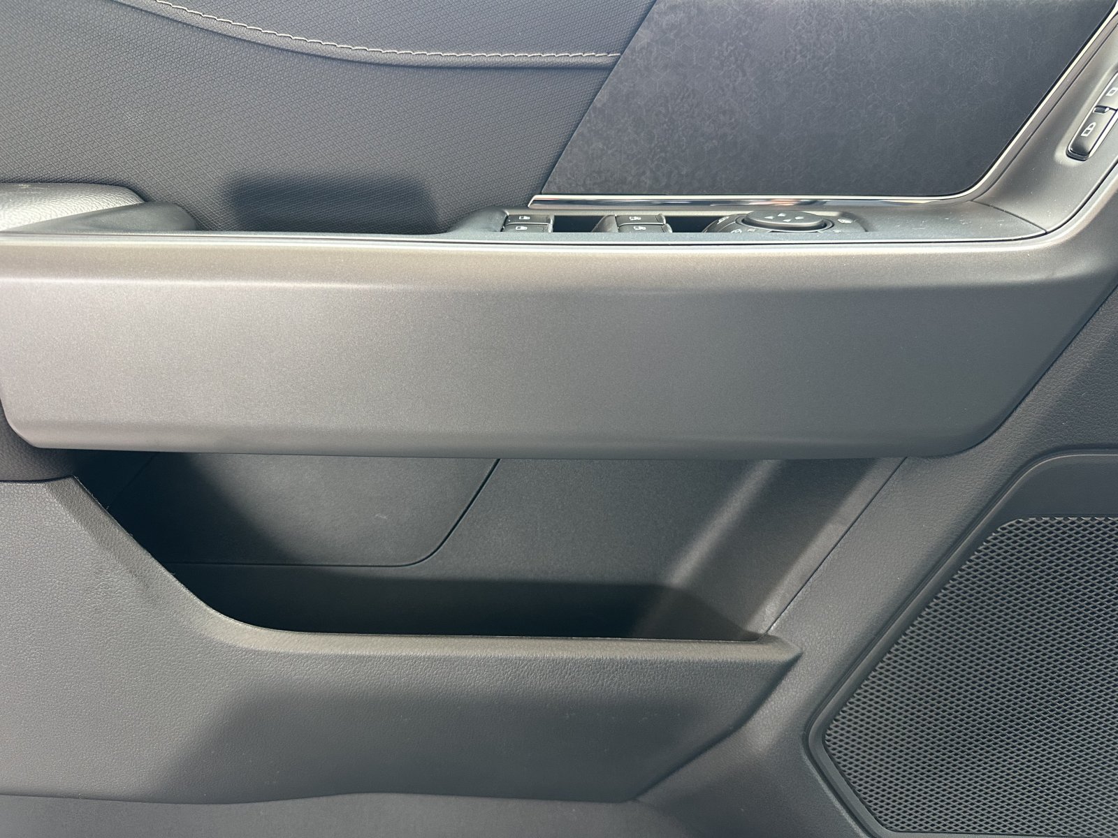 New 2026 Avalanche Ford XLT image 10