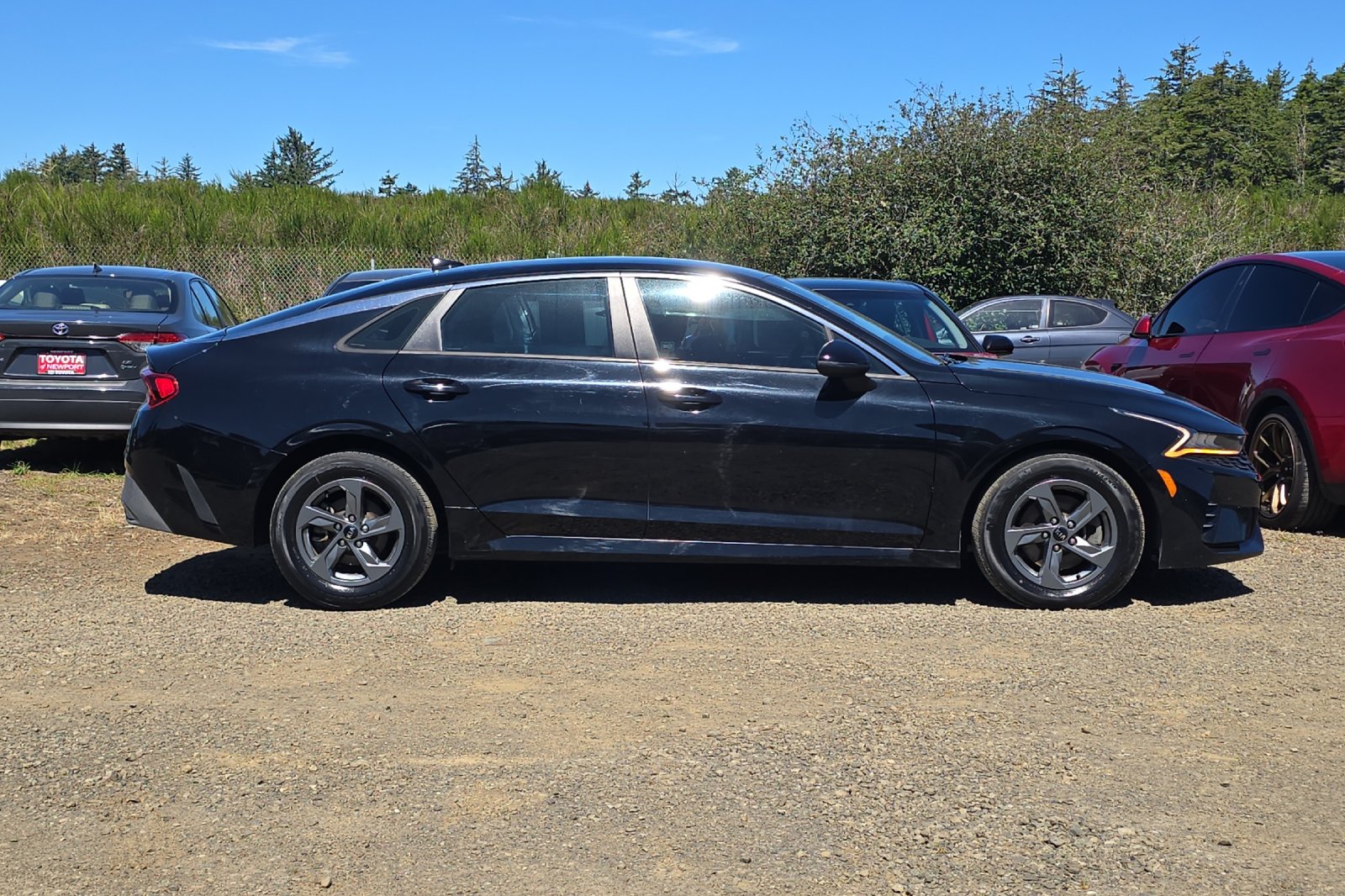 Used 2021 Black Kia LX image 3