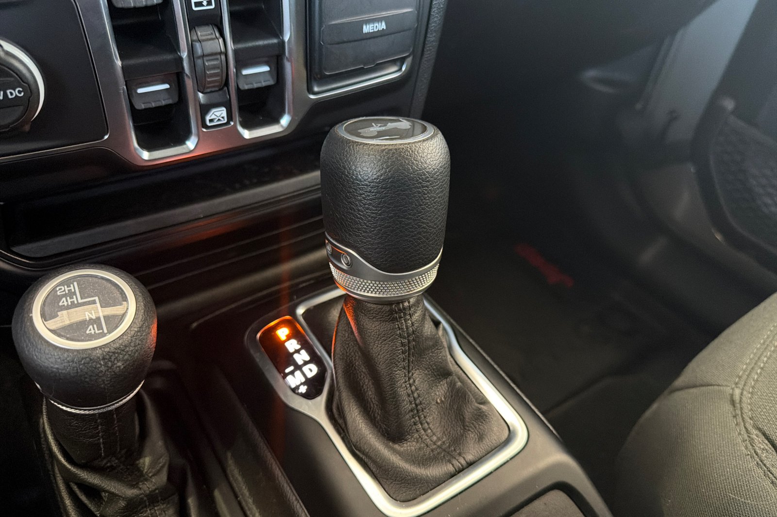 Used 2021 Gray Jeep Unlimited Sport Altitude image 19