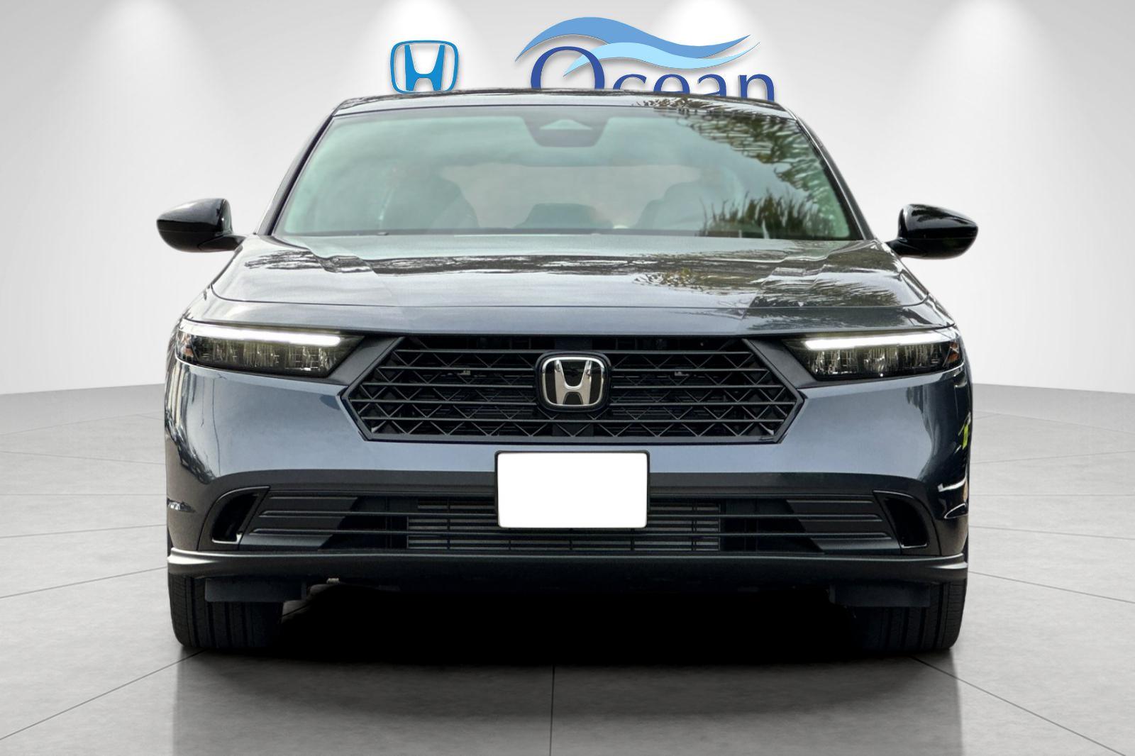New 2026 Meteorite Gray Metallic Honda SE image 8