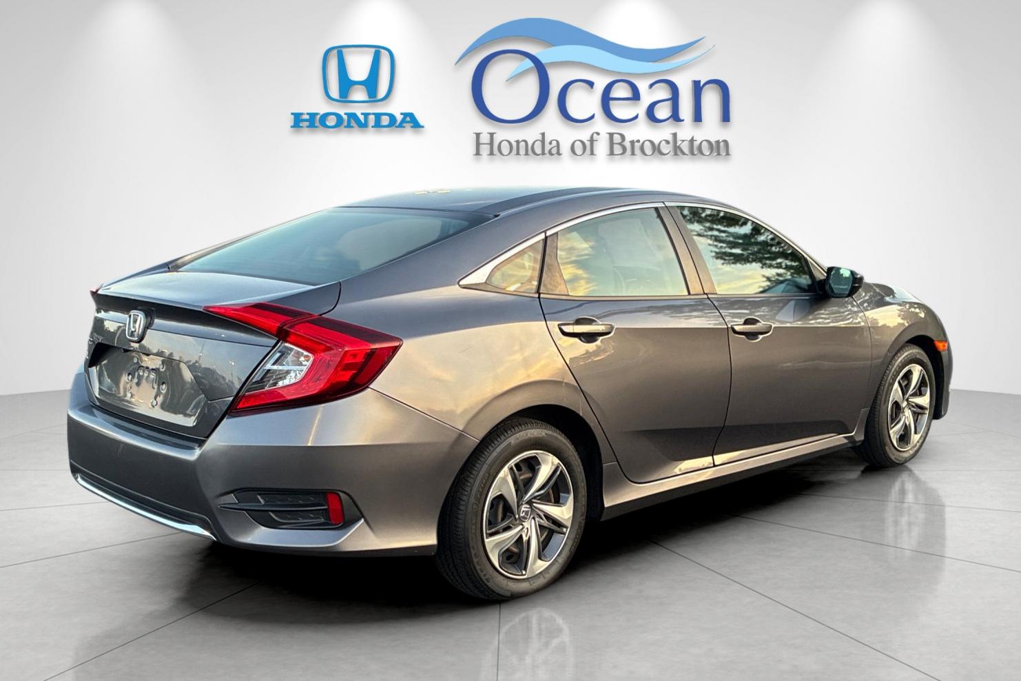 Used 2021 Modern Steel Metallic Honda LX image 3