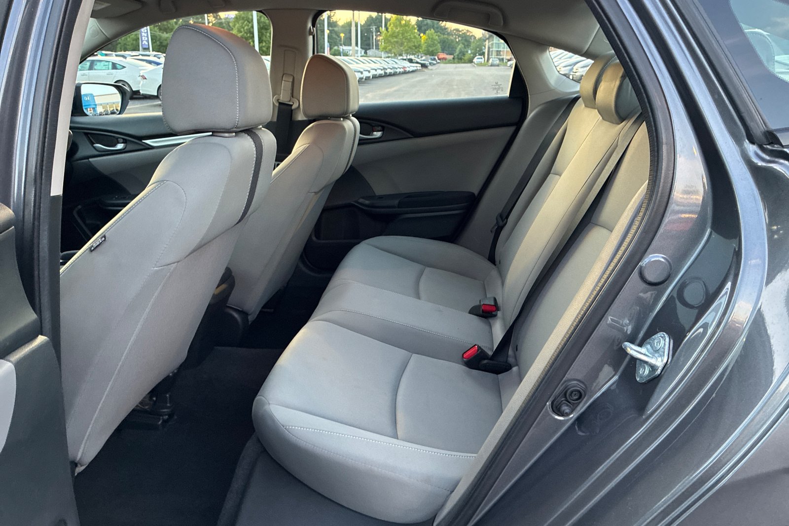 Used 2021 Modern Steel Metallic Honda LX image 15