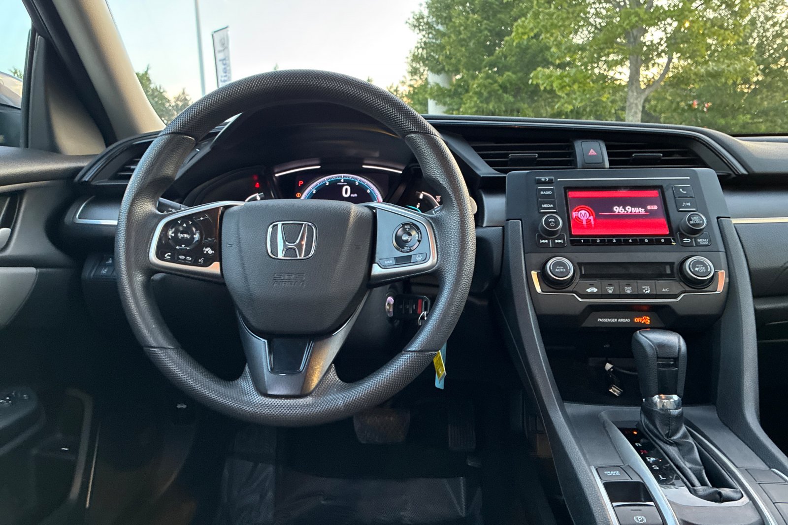 Used 2021 Modern Steel Metallic Honda LX image 17