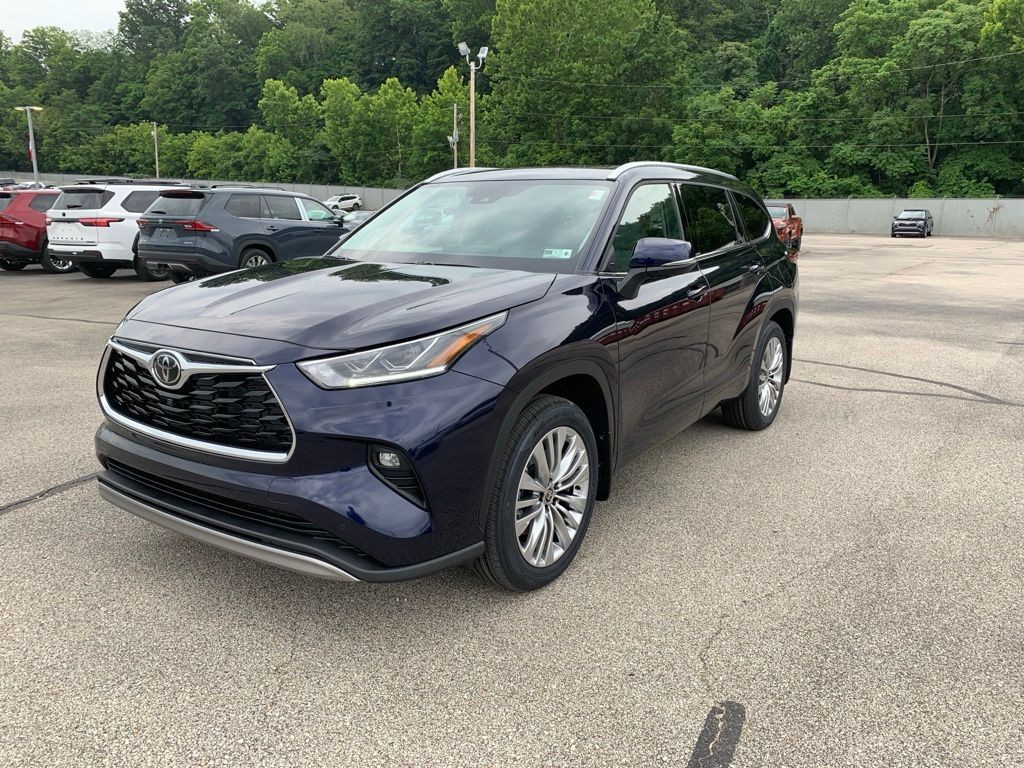 2026 Toyota Highlander Platinum