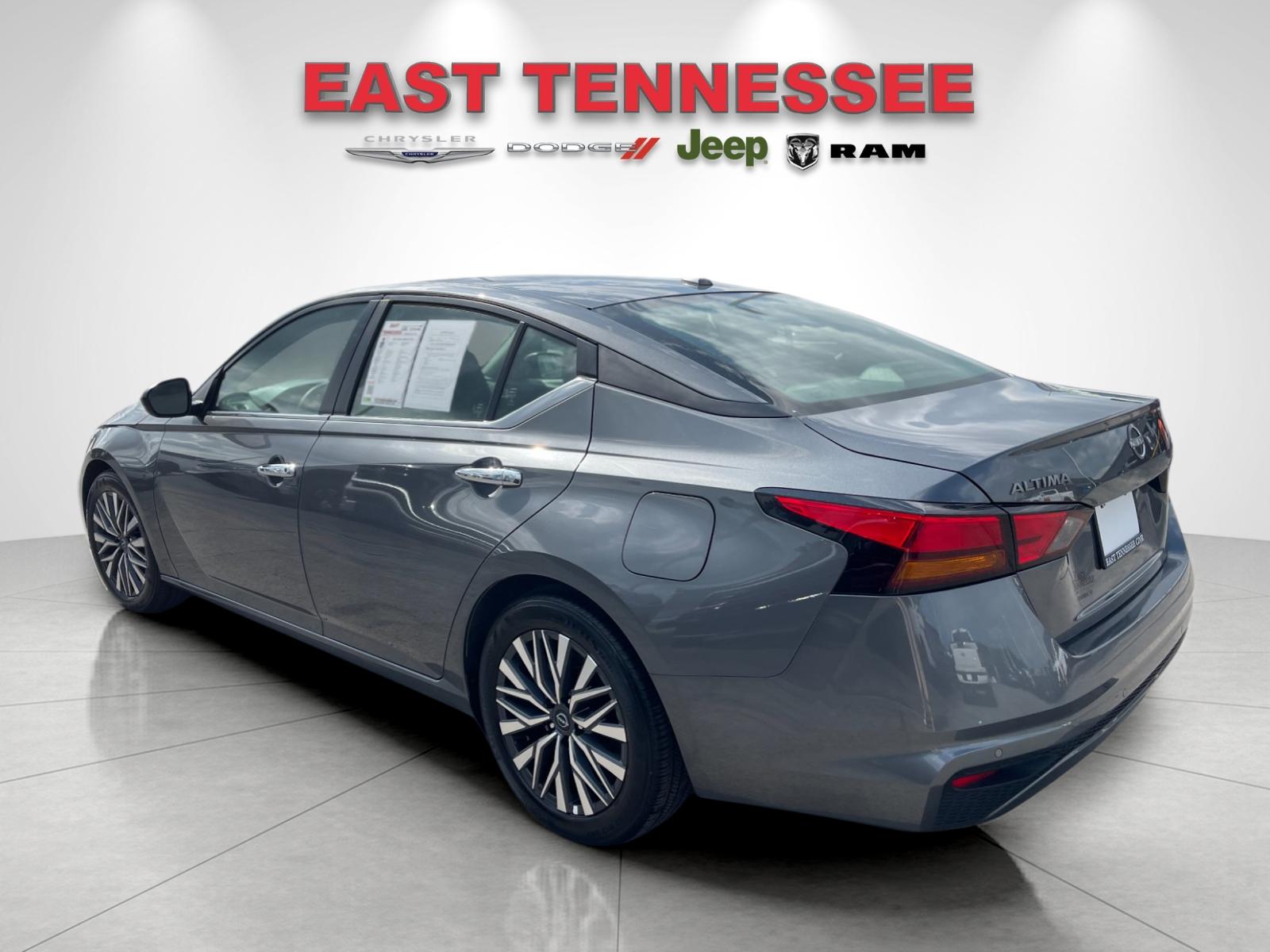 Used 2025 Gray Nissan 2.5 SV image 5