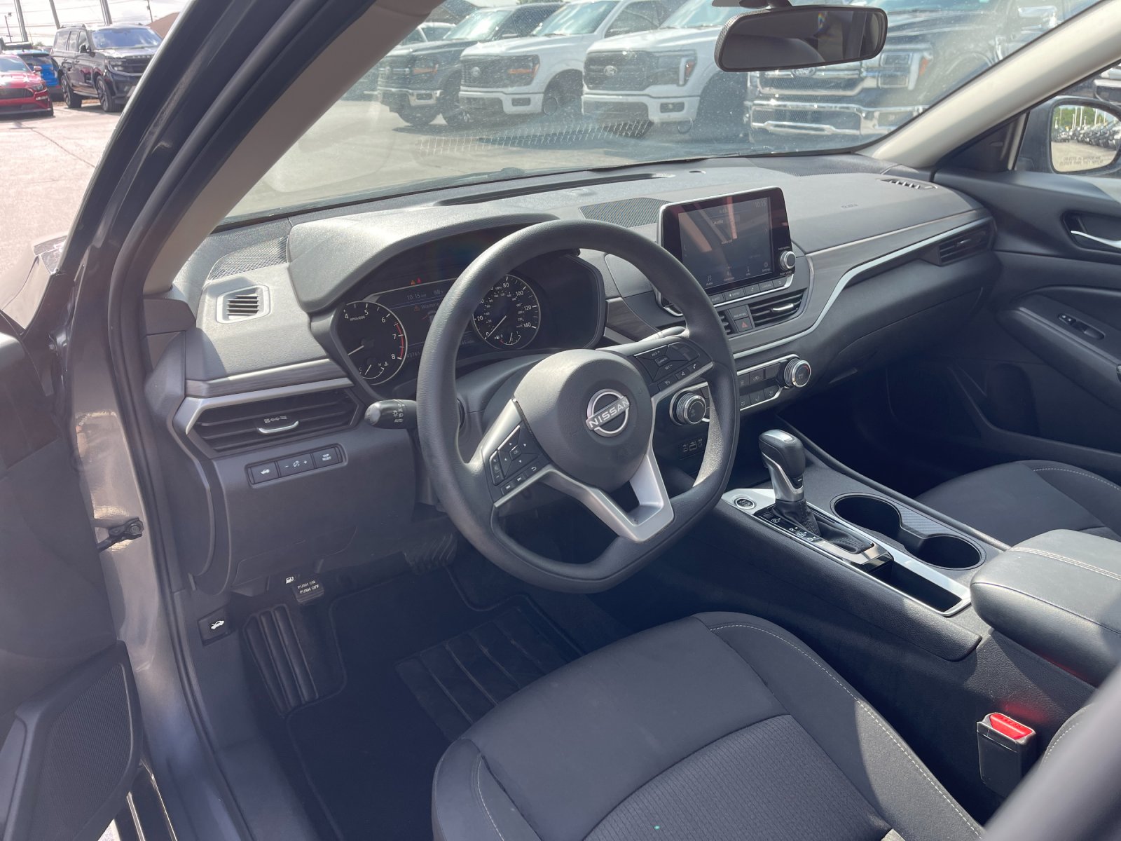 Used 2025 Gray Nissan 2.5 SV image 11