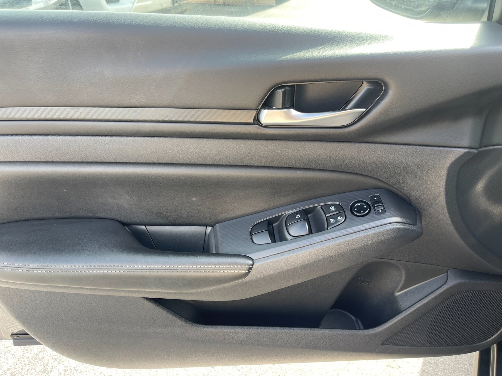 Used 2025 Gray Nissan 2.5 SV image 12